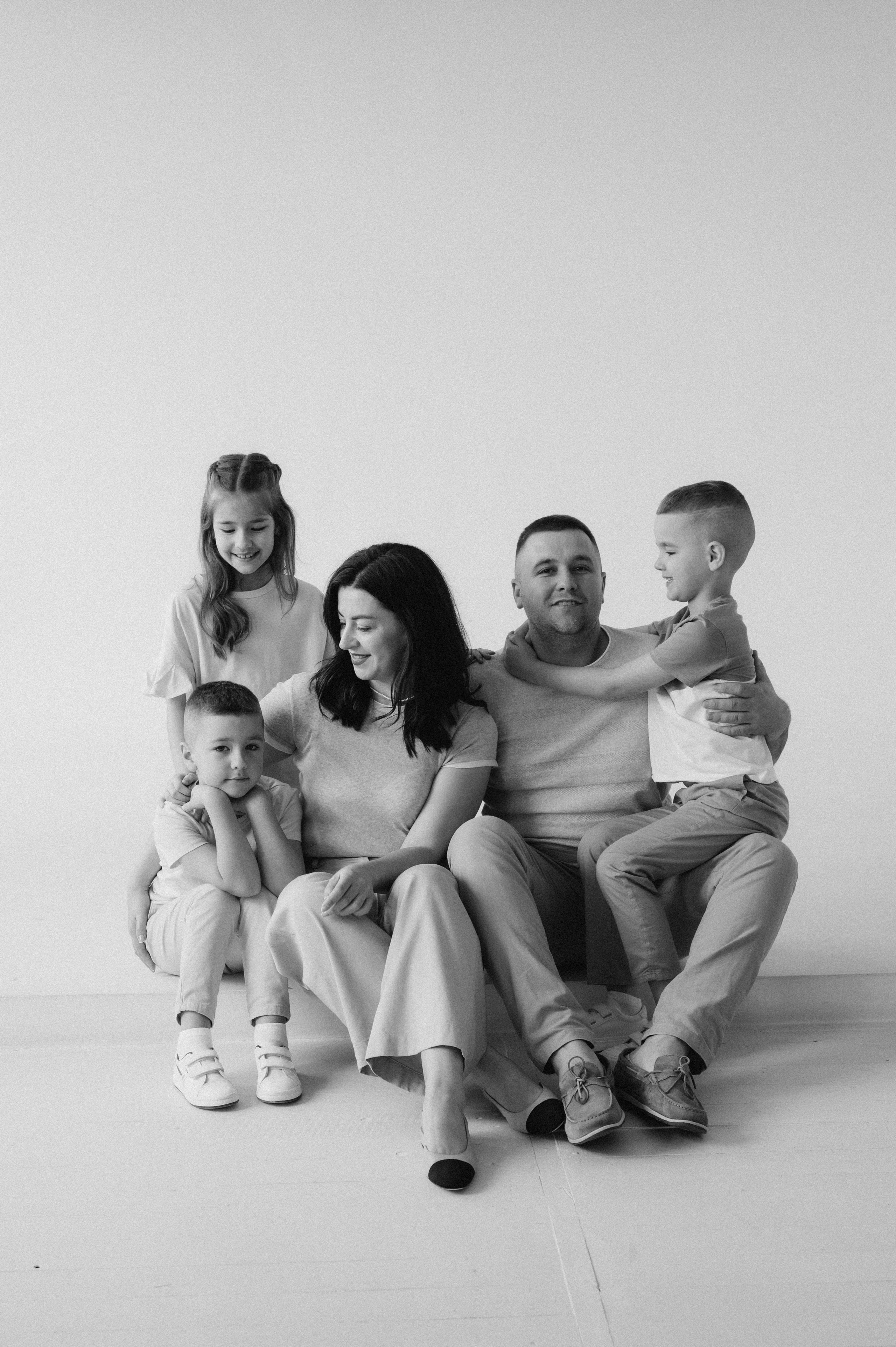 Сімейна фотосесія Тернопіль, сімейний фотограф Тернопіль Львів, зйомка дітей, портретний фотограф Тернопіль, фотосесія Причастя у студії. Сімейний, дитячий та індивідуальний фотограф в м. Тернопіль, м. Львів