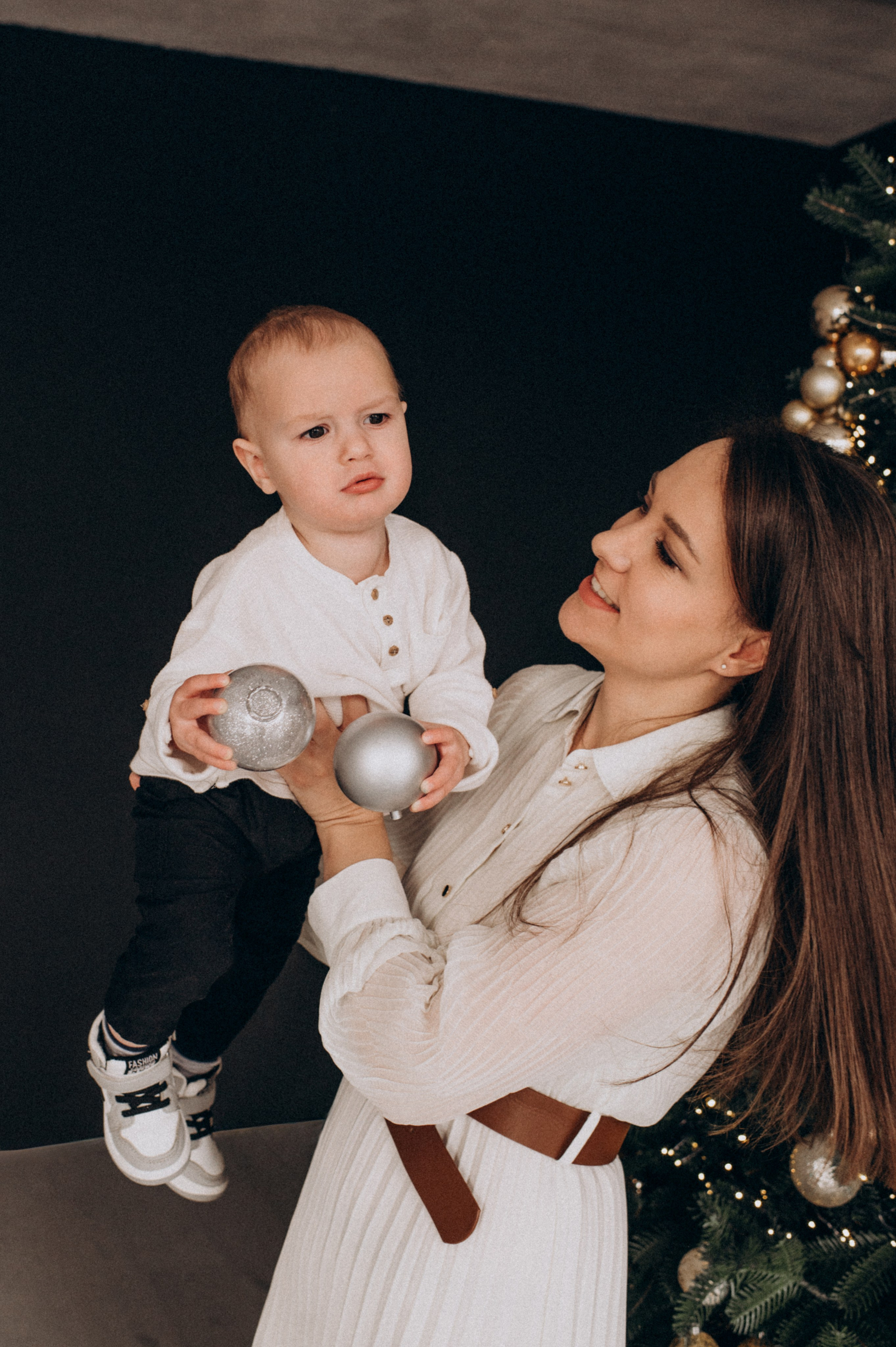 Новорічна фотосесія у студії, фотосесія Львів, сімейна фотосесія Тернопіль. Сімейний, дитячий та індивідуальний фотограф в м. Тернопіль, м. Львів