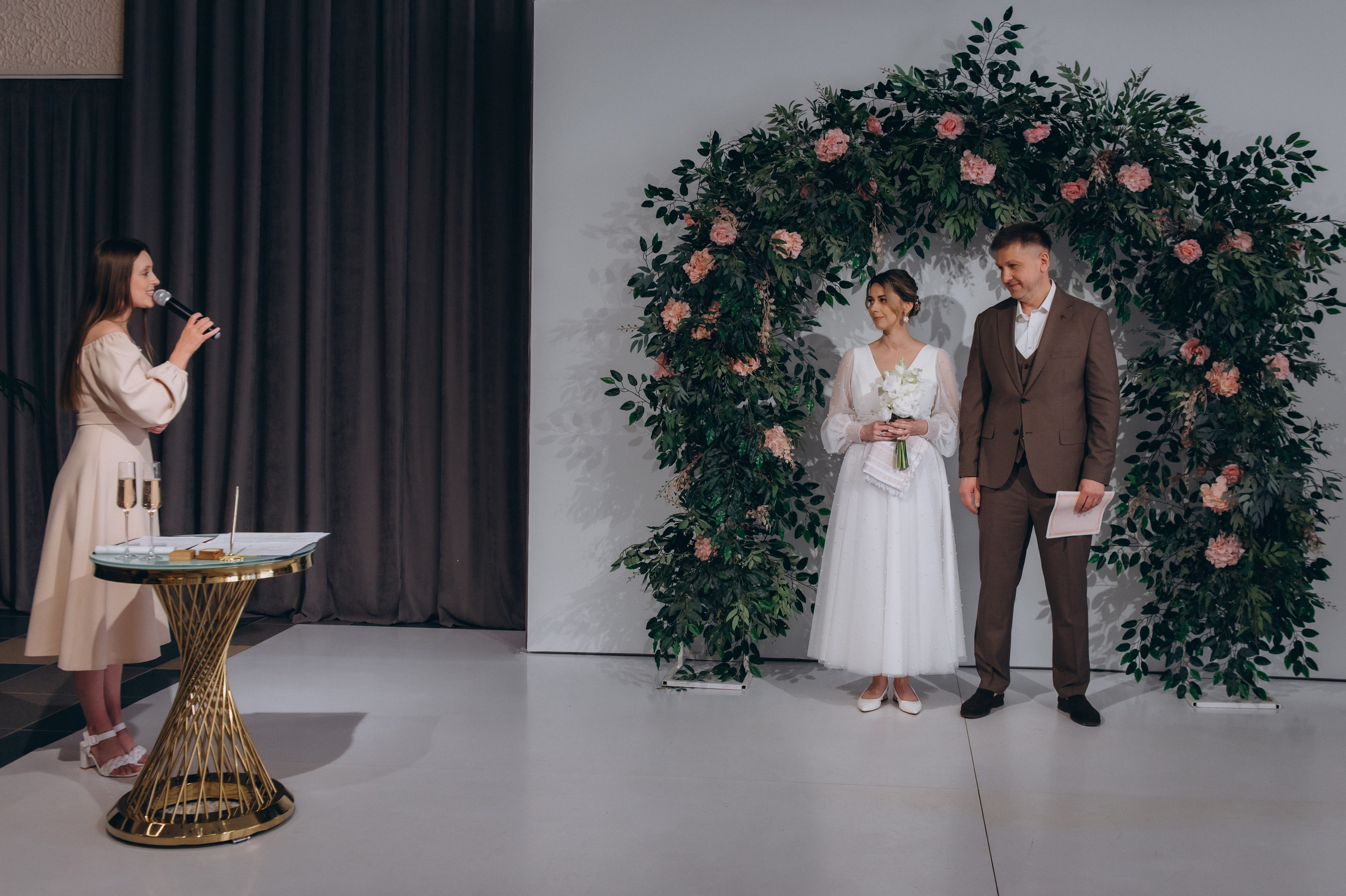 Фотосесія розпису в РАЦС Тернопіль, фотограф на розпис Тернопіль, розпис Березіль, фотосесія весілля Тернопіль. Сімейний, дитячий та індивідуальний фотограф в м. Тернопіль, м. Львів