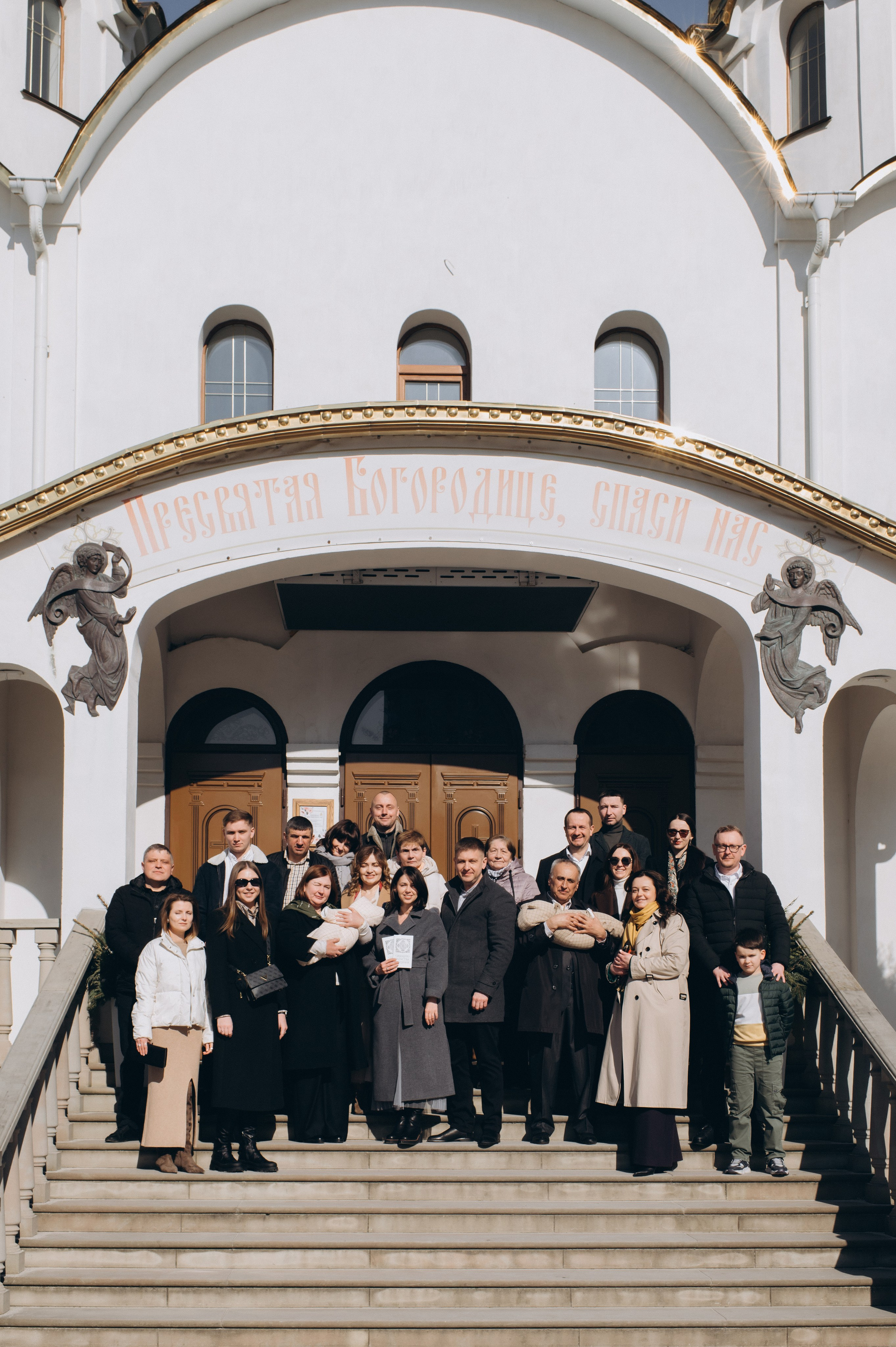 Фотосесія Хрещення Тернопіль, зйомка Хрестин Тернопіль, Храм Різдва Пресвятої Богородиці УГКЦ Тернопіль. Сімейний, дитячий та індивідуальний фотограф в м. Тернопіль, м. Львів