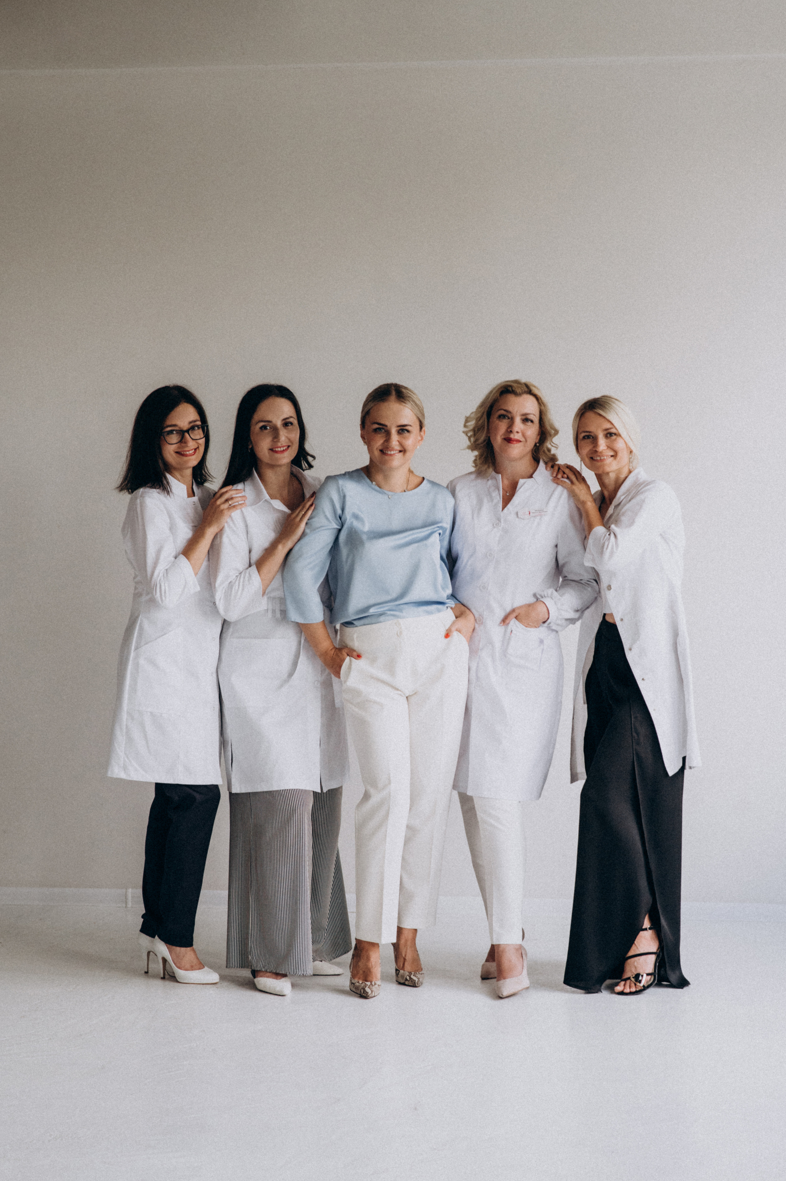 Контент зйомка, фотосесія персоналу клініки. Сімейний, дитячий та індивідуальний фотограф в м. Тернопіль, м. Львів