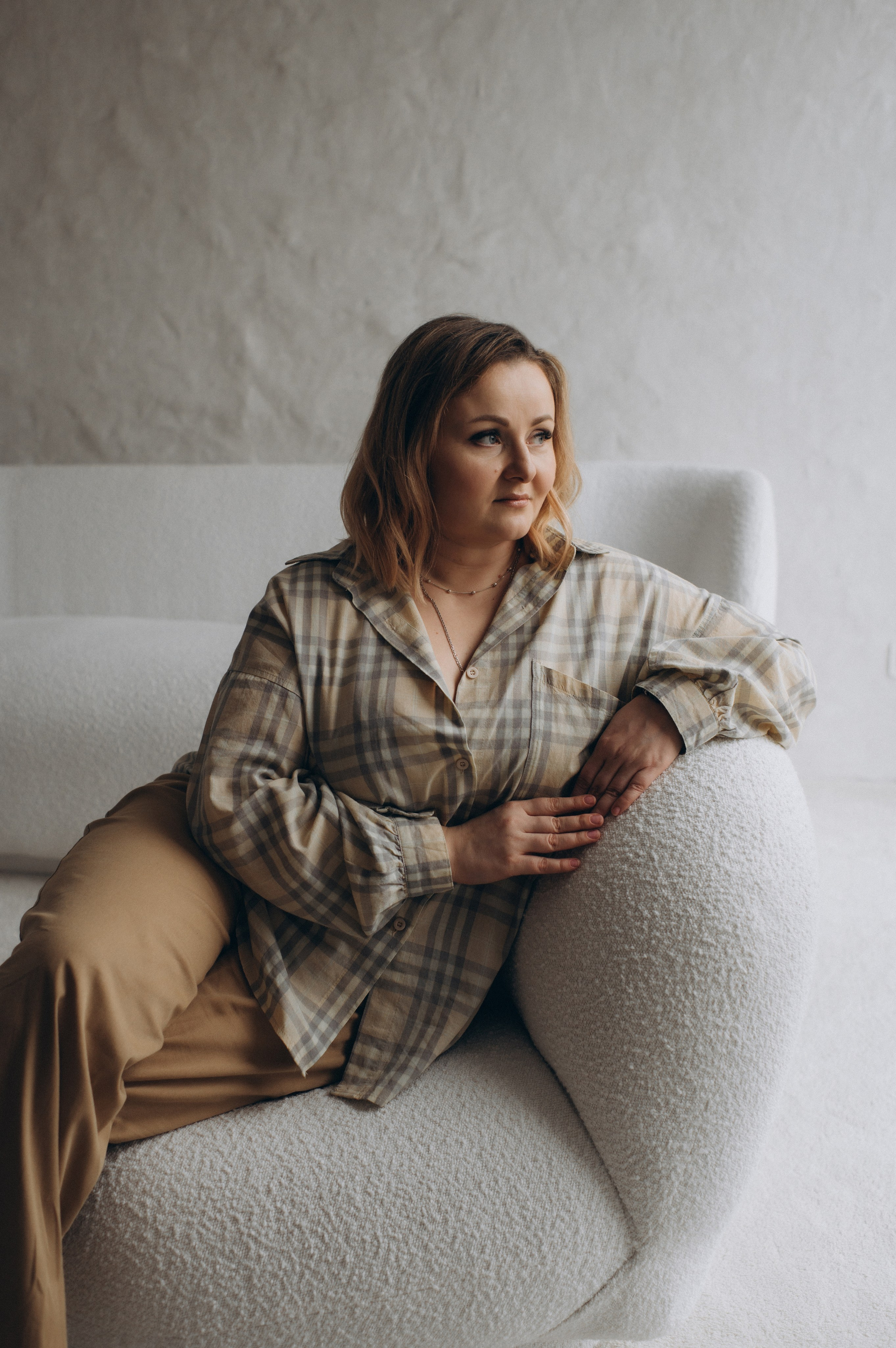 Фотосесія мама і син, сімейна фотосесія Тернопіль, зйомка мами з сином, сімейний фотограф Тернопіль, зйомка з домашнім улюбленцем. Сімейний, дитячий та індивідуальний фотограф в м. Тернопіль, м. Львів