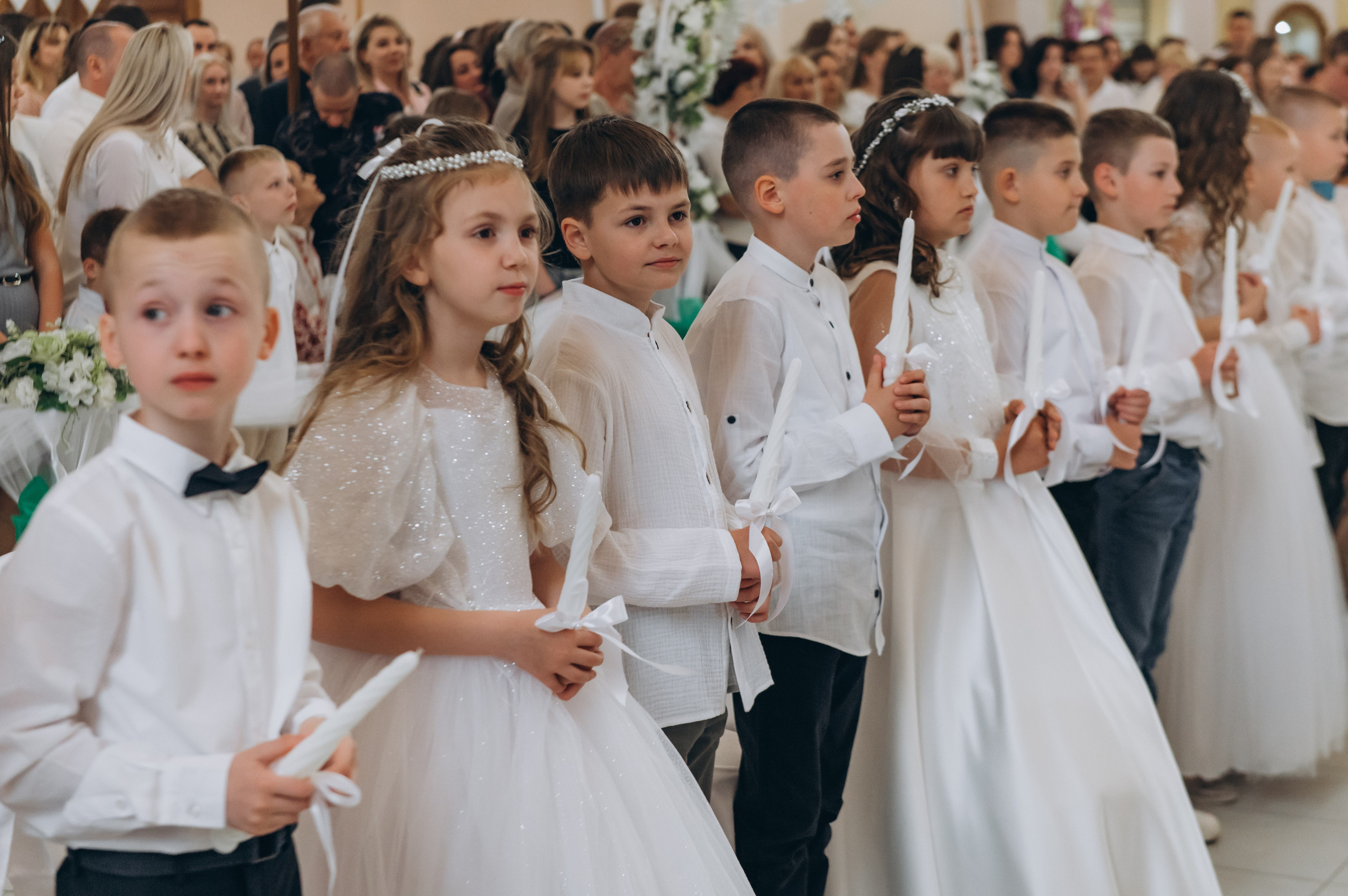 Фотосесія Причастя Тернопіль, зйомка Причастя, фотограф на Причастя Тернопіль, Причастя Львів, церква Петра і Павла. Сімейний, дитячий та індивідуальний фотограф в м. Тернопіль, м. Львів