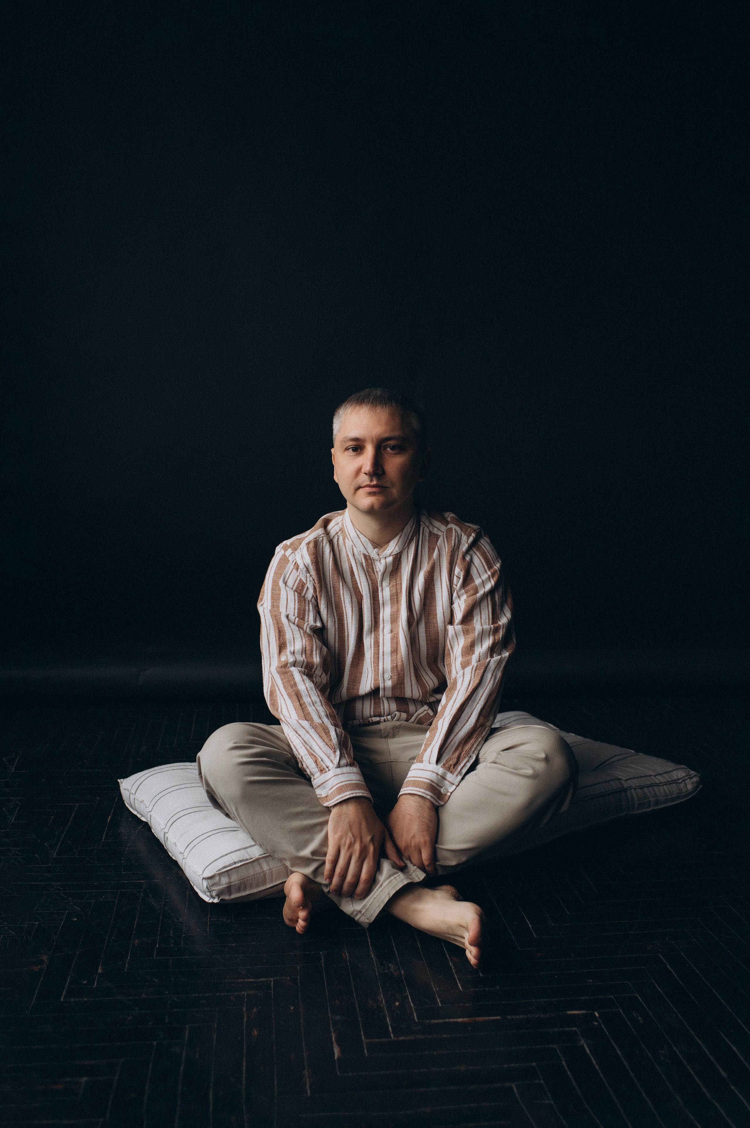 Портретна фотосесія чоловіків, чоловічий портрет, індивідуальна фотосесія Тернопіль, портретний фотограф Тернопіль. Сімейний, дитячий та індивідуальний фотограф в м. Тернопіль, м. Львів