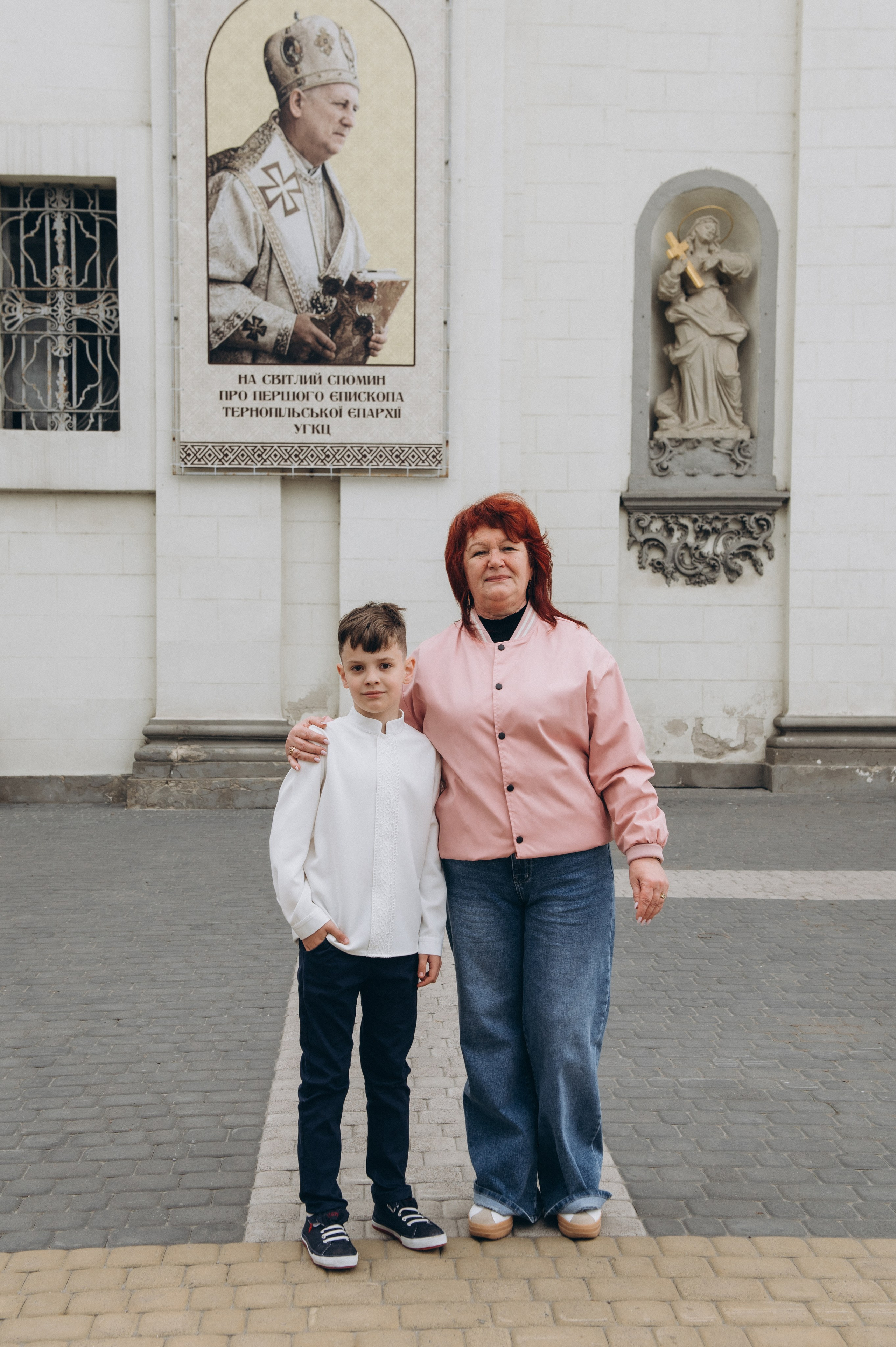 Фотосесія Першого Причастя Тернопіль, фотосесія Причастя Тернопіль, Таїнство Першого Причастя Тернопіль, Катедра Причастя Тернопіль. Сімейний, дитячий та індивідуальний фотограф в м. Тернопіль, м. Львів