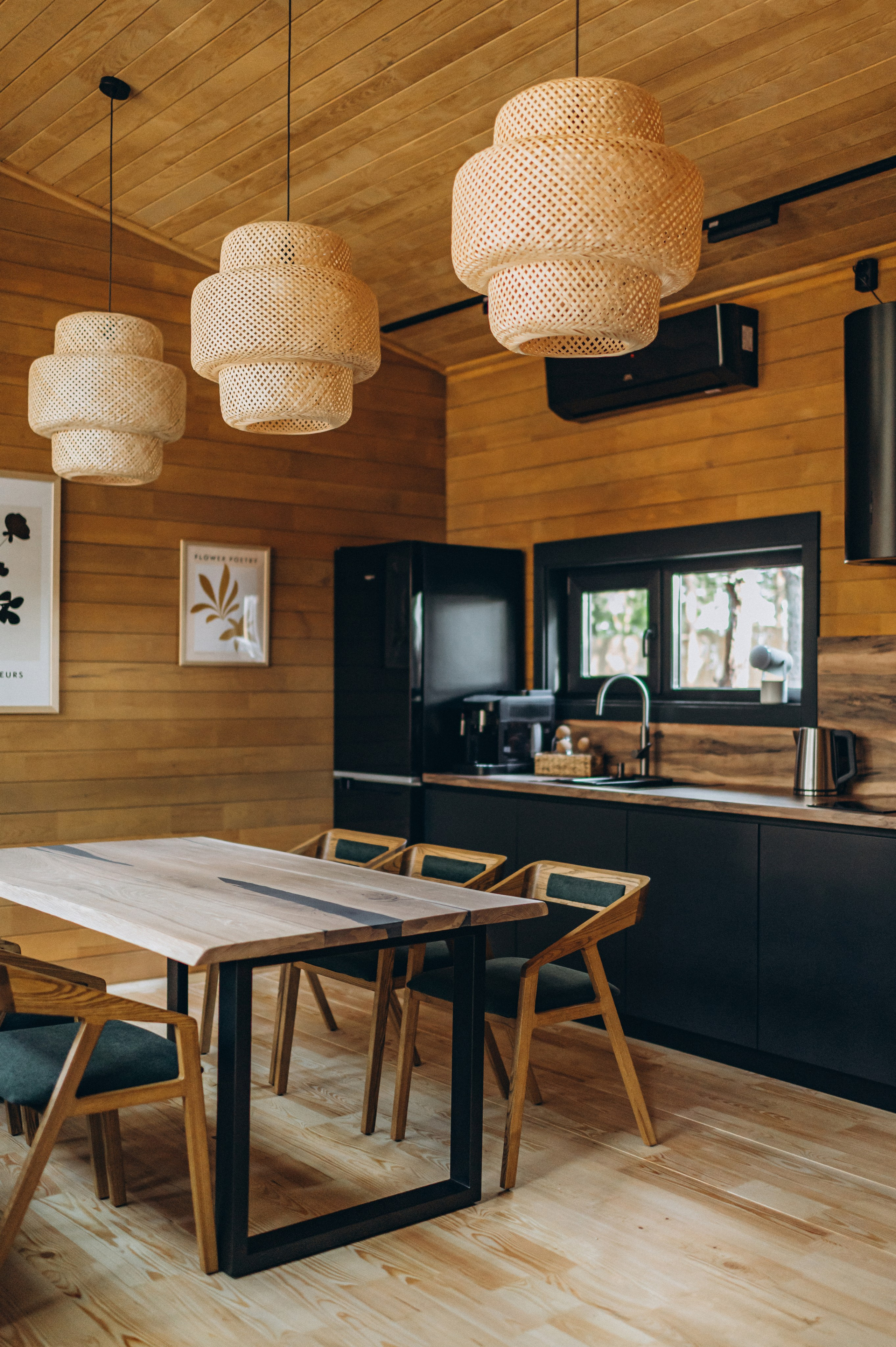 Інтер’єрна фотосесія будиночок в лісі, інтерєрна зйомка Тернопіль, інтерєрна фотосесія Львів. Сімейний, дитячий та індивідуальний фотограф в м. Тернопіль, м. Львів