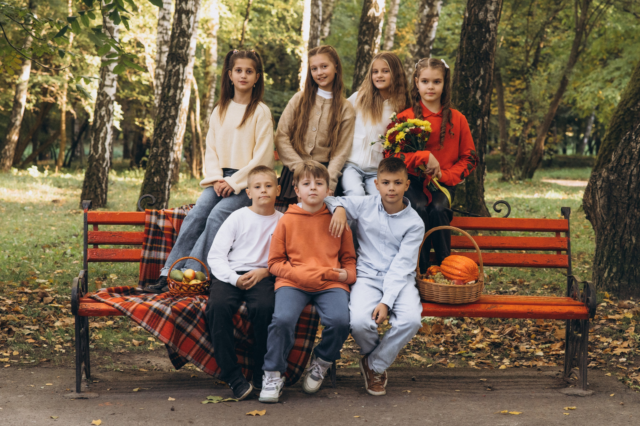 Шкільна фотосесія на віньєтки Тернопіль, шкільні альбоми, фотосесія випускників Тернопіль, випускний альбом, фотограф випускний Тернопіль. Сімейний, дитячий та індивідуальний фотограф в м. Тернопіль, м. Львів