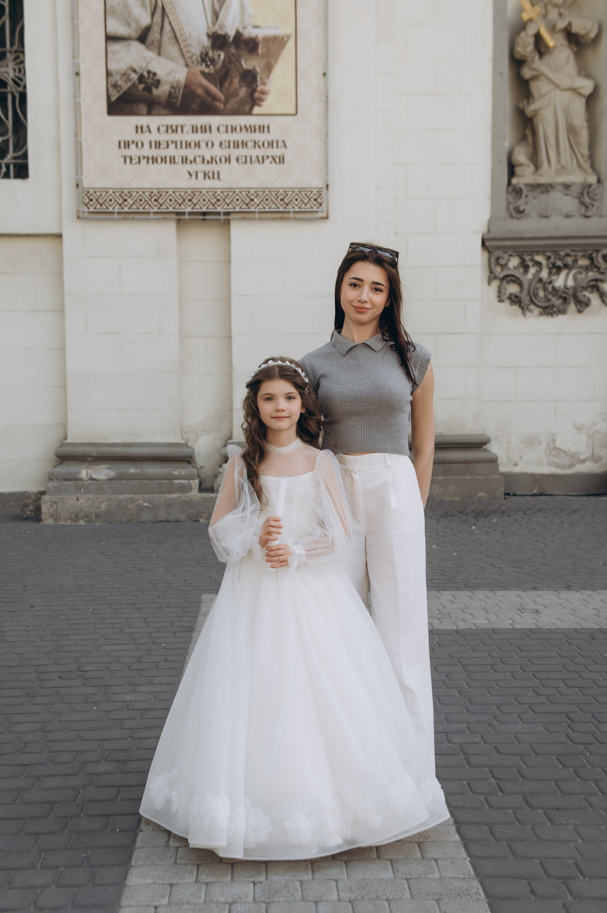 Фотосесія Першого Причастя Тернопіль, фотосесія Причастя Тернопіль, Таїнство Першого Причастя Тернопіль, Катедра Причастя Тернопіль. Сімейний, дитячий та індивідуальний фотограф в м. Тернопіль, м. Львів