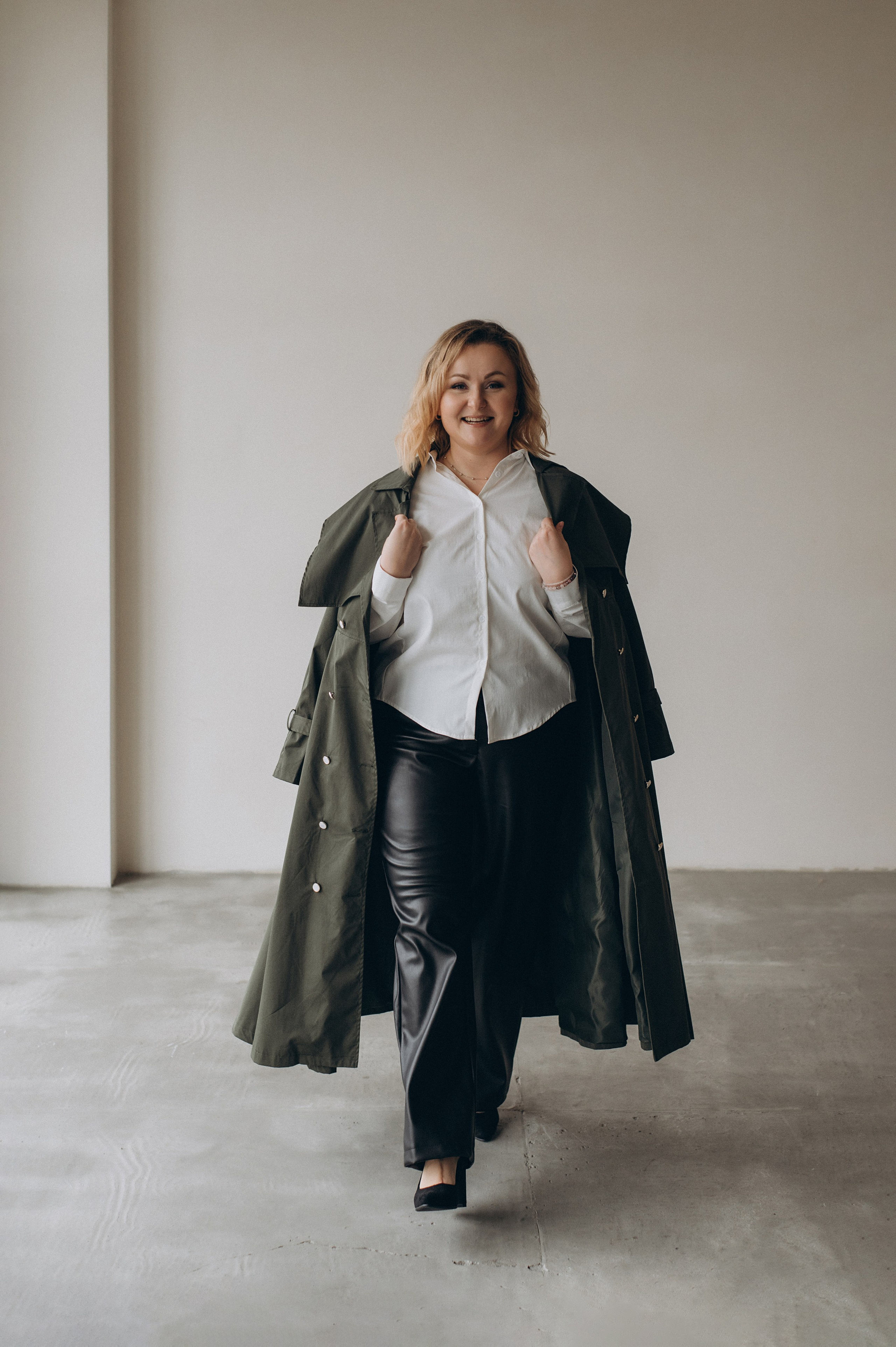 Фотосесія мама і син, сімейна фотосесія Тернопіль, зйомка мами з сином, сімейний фотограф Тернопіль, зйомка з домашнім улюбленцем. Сімейний, дитячий та індивідуальний фотограф в м. Тернопіль, м. Львів