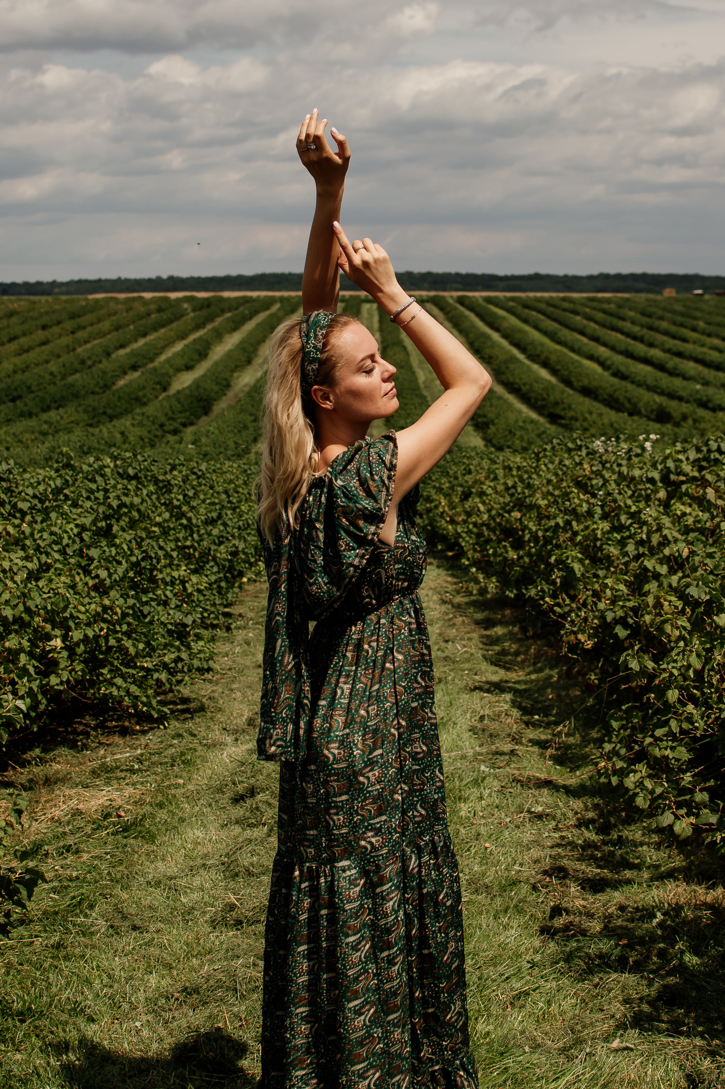 Фотосесія в пшениці. Тернопільська обл. Сімейний, дитячий та індивідуальний фотограф в м. Тернопіль, м. Львів