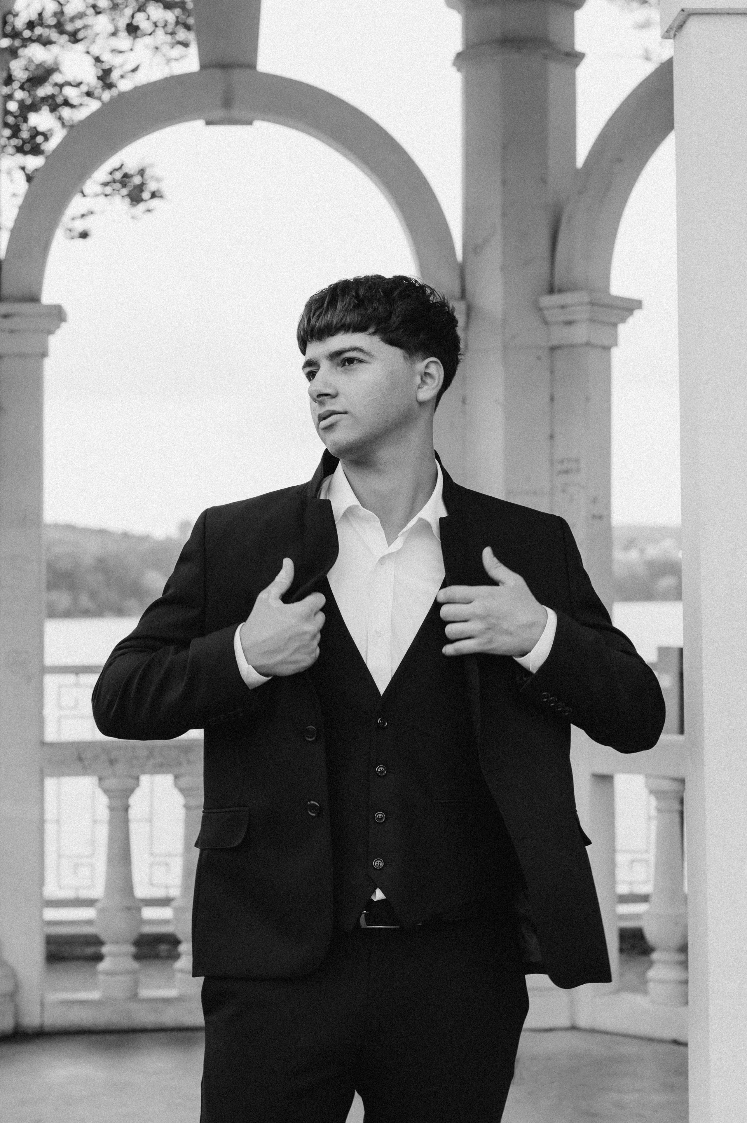 Випускники 2025, фотосесія випускного Тернопіль, фотосесія випускників Тернопіль, зйомка випускного, фотосесія випускного. Сімейний, дитячий та індивідуальний фотограф в м. Тернопіль, м. Львів