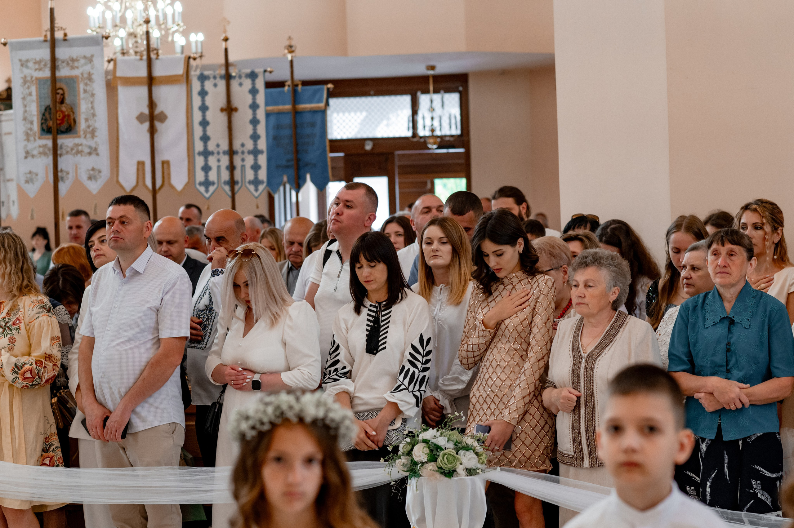 Фотосесія Першого Причастя Тернопіль, зйомка Причастя Тернопіль, Таїнство Першого Причастя Тернопіль, Катедра Причастя Тернопіль. Сімейний, дитячий та індивідуальний фотограф в м. Тернопіль, м. Львів