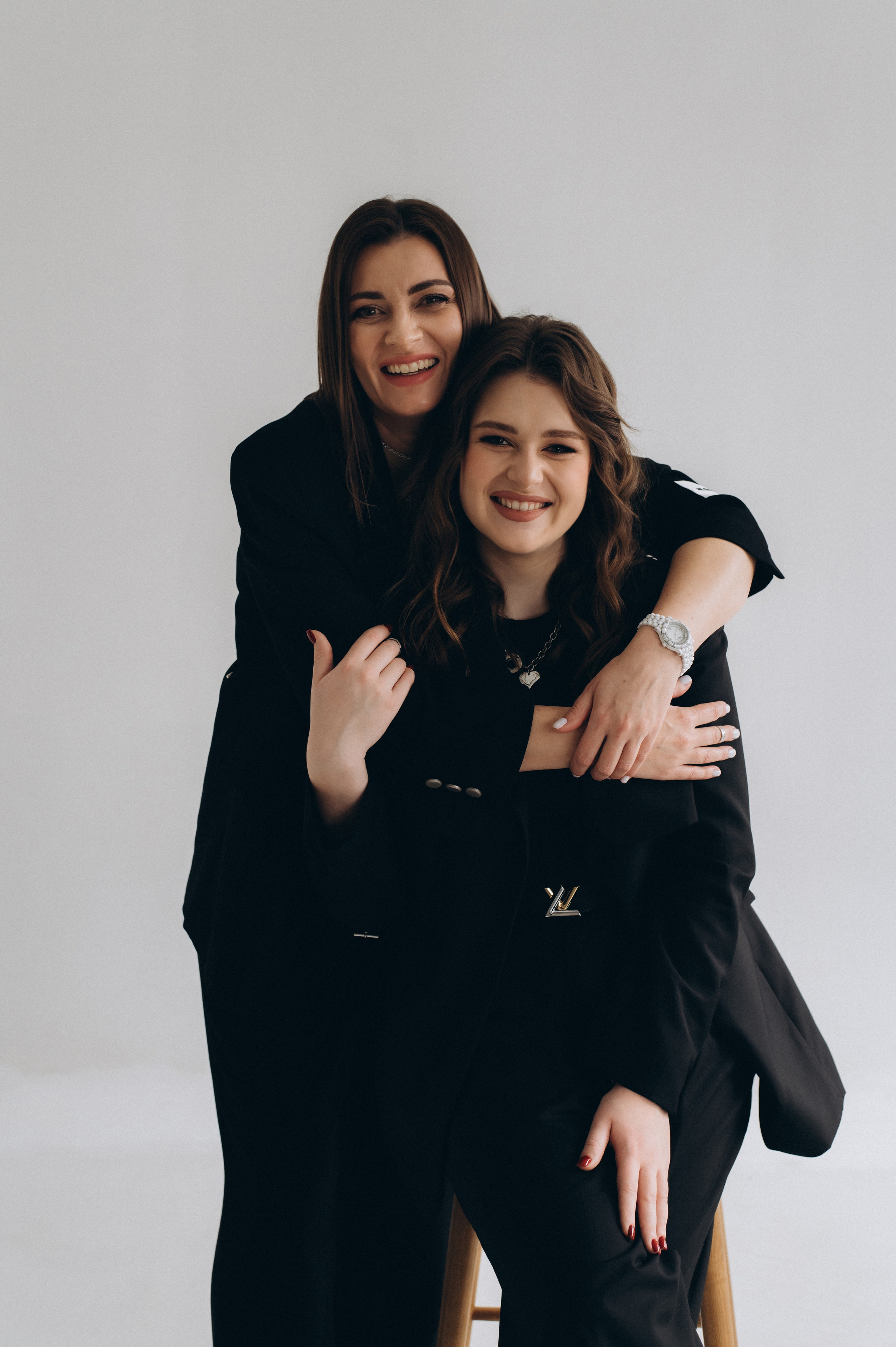 Сімейна фотосесія мами і донечок, сімейний фотограф Тернопіль, портретний фотограф Тернопіль, портретна фотосесія Львів. Сімейний, дитячий та індивідуальний фотограф в м. Тернопіль, м. Львів