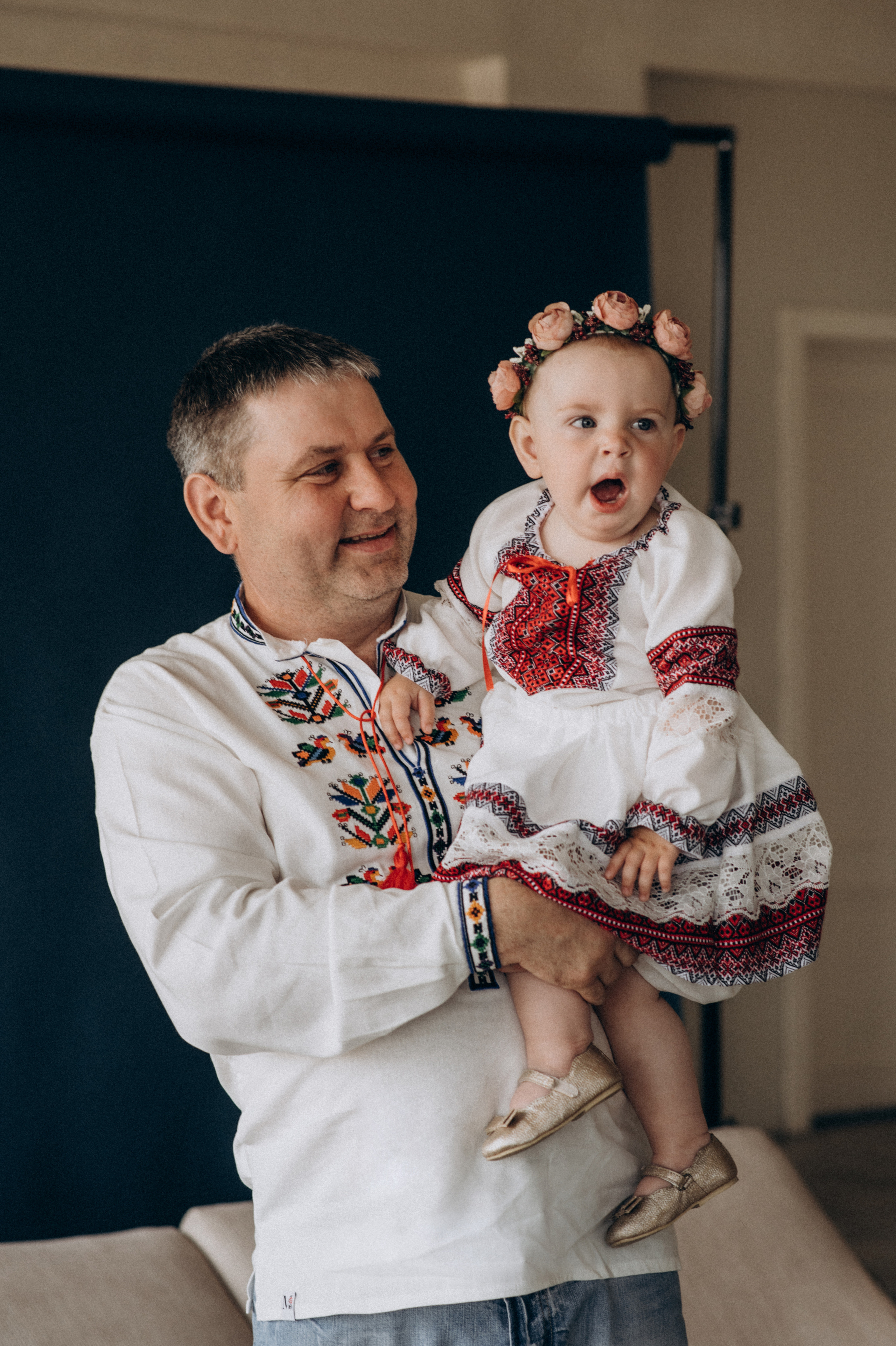 Сімейна зйомка у студії. Сімейний, дитячий та індивідуальний фотограф в м. Тернопіль, м. Львів