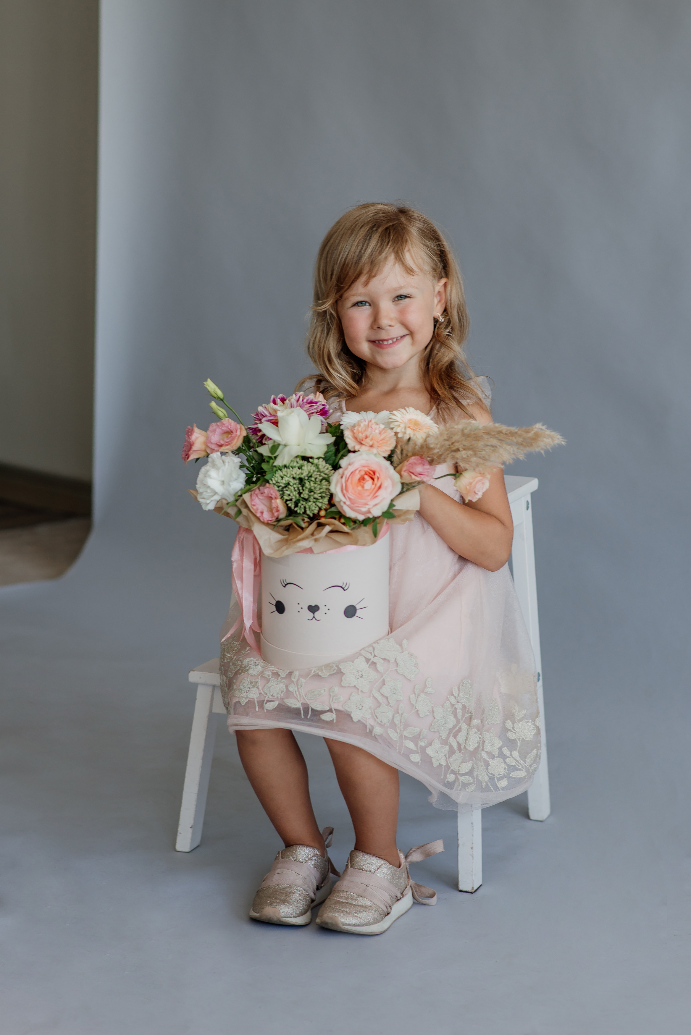 Студійна фотосесія з квітами для квіткової крамниці Sparkle. Тернопіль. Сімейний, дитячий та індивідуальний фотограф в м. Тернопіль, м. Львів