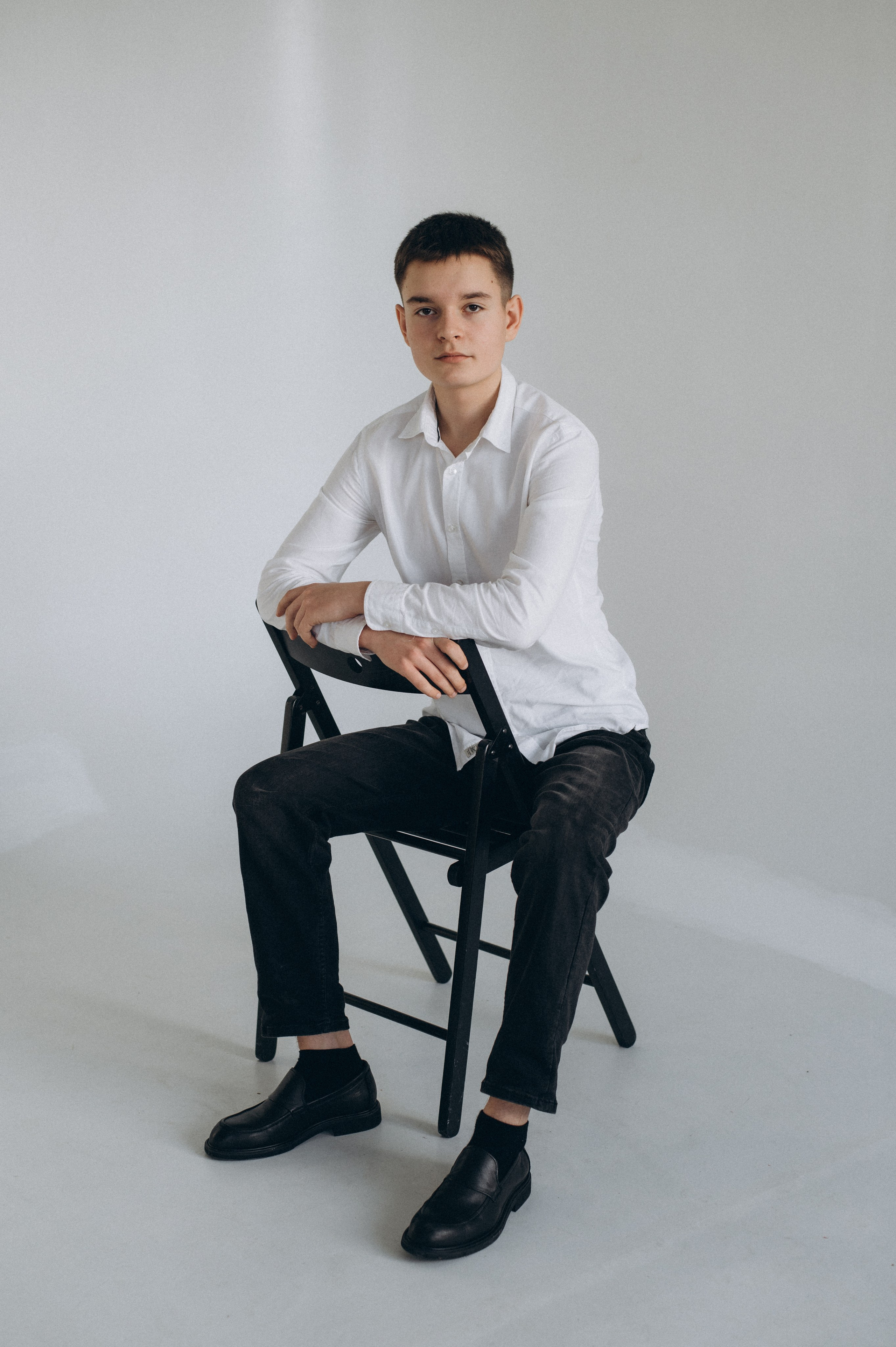 Фотосесія випускників, фотосесія на віньєтки Тернопіль, випускники Тернопіль, випуск 2025. Сімейний, дитячий та індивідуальний фотограф в м. Тернопіль, м. Львів