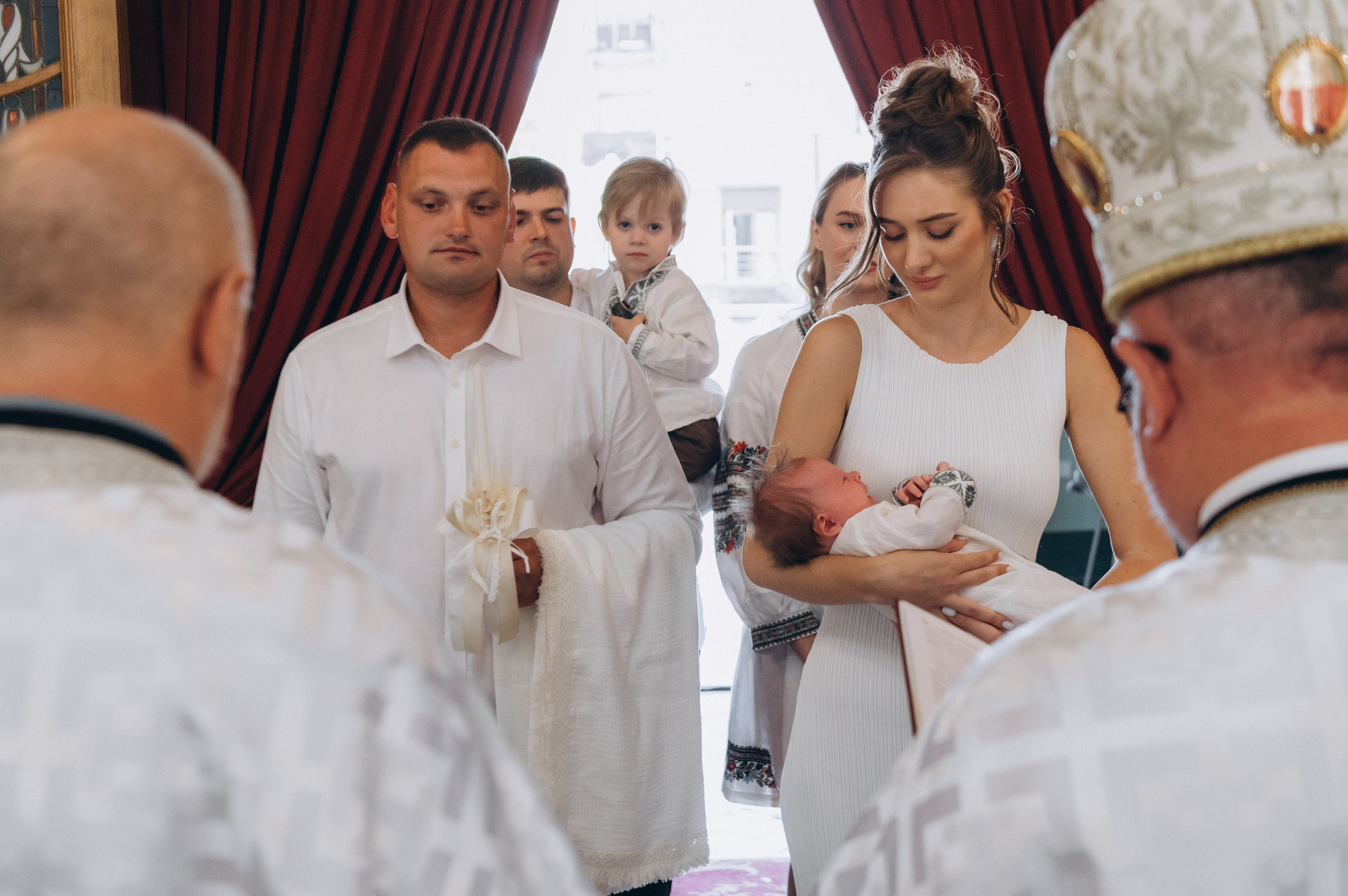 Фотосесія Хрещення Тернопіль, фотосесія хрестин Тернопіль, Катедра Тернопіль, фотосесія хрещення катедра. Сімейний, дитячий та індивідуальний фотограф в м. Тернопіль, м. Львів