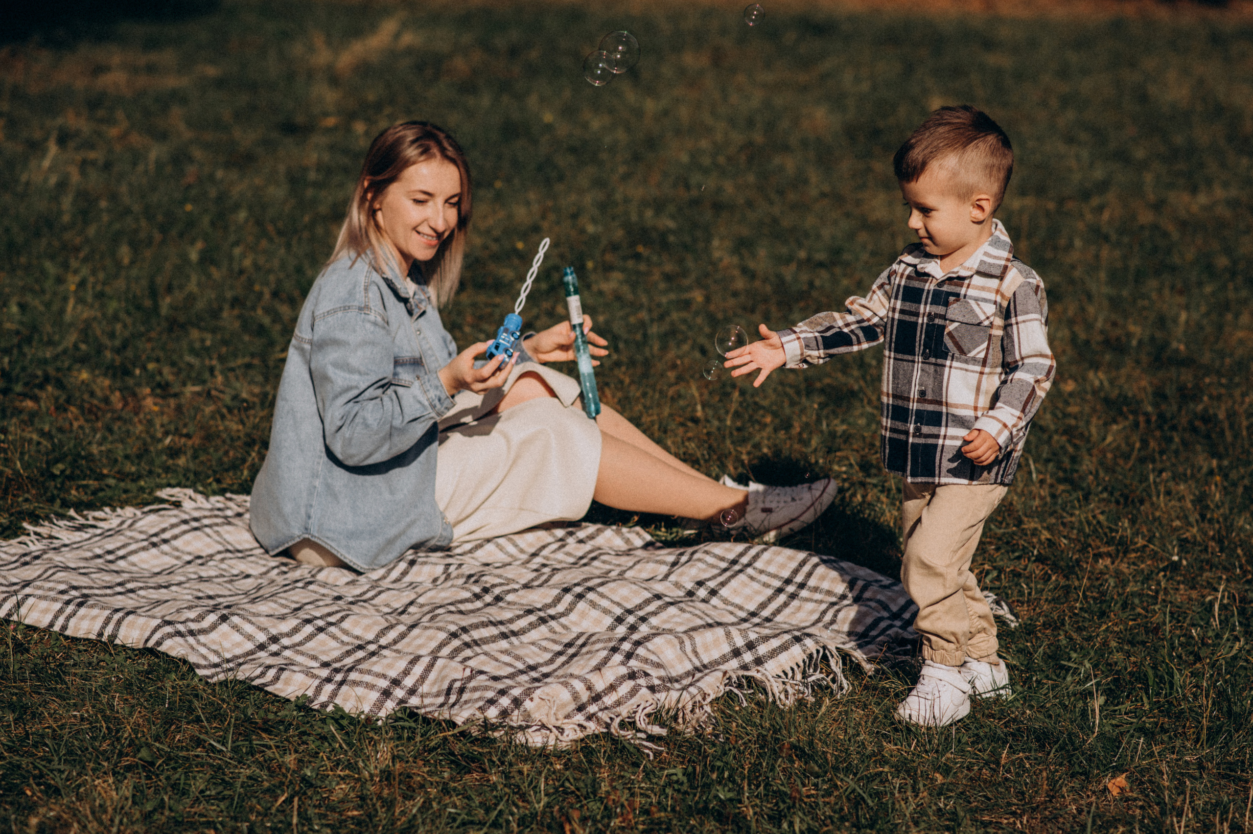 Сімейна дитяча фотосесія дня народження, cake smash. Сімейний, дитячий та індивідуальний фотограф в м. Тернопіль, м. Львів