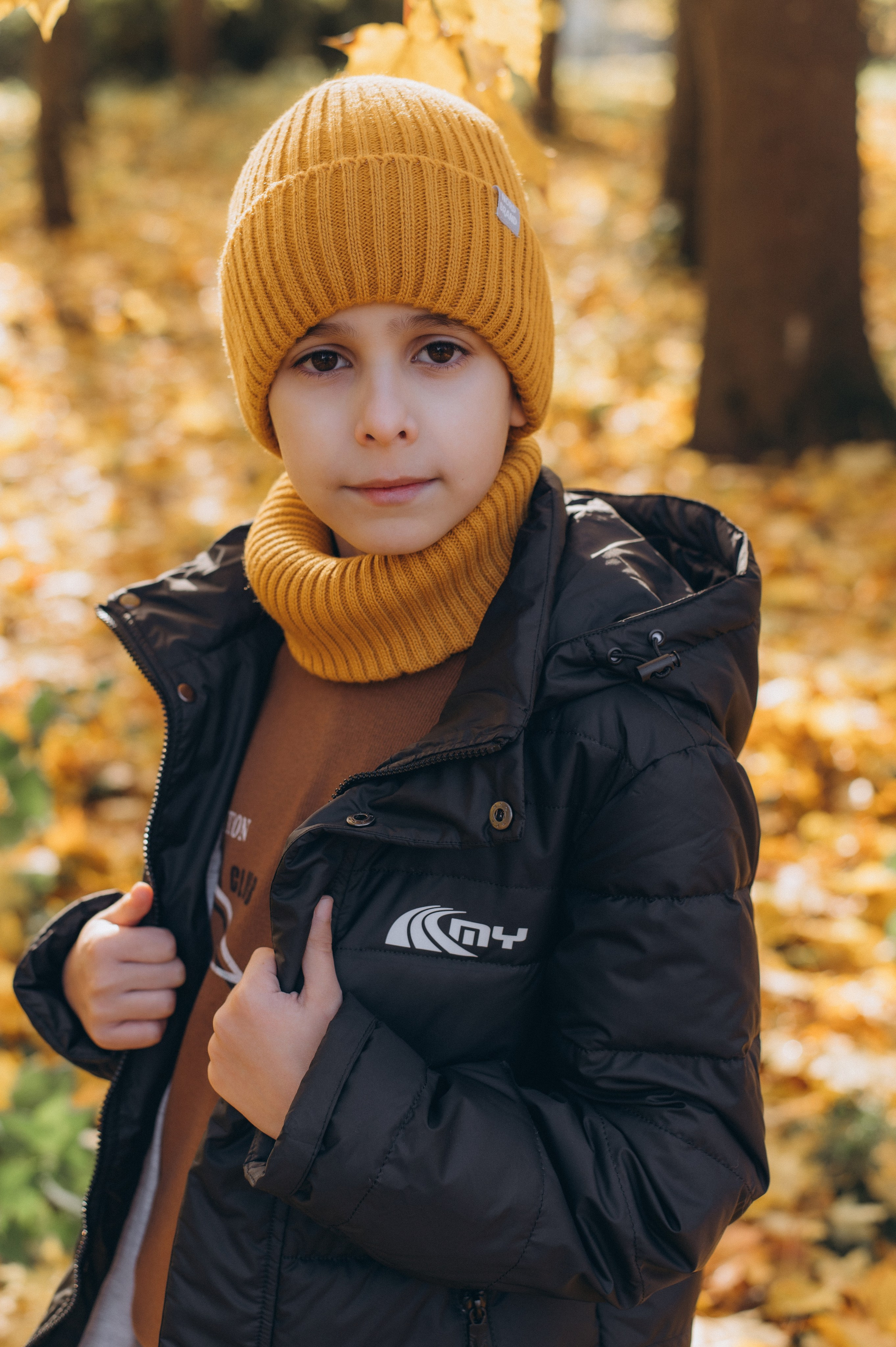 Осіння фотосесія 4 класу на віньєтки, випускні фотоальбоми Тернопіль, фотосесія випускників Тернопіль, шкільний випускний альбом Тернопіль. Сімейний, дитячий та індивідуальний фотограф в м. Тернопіль, м. Львів