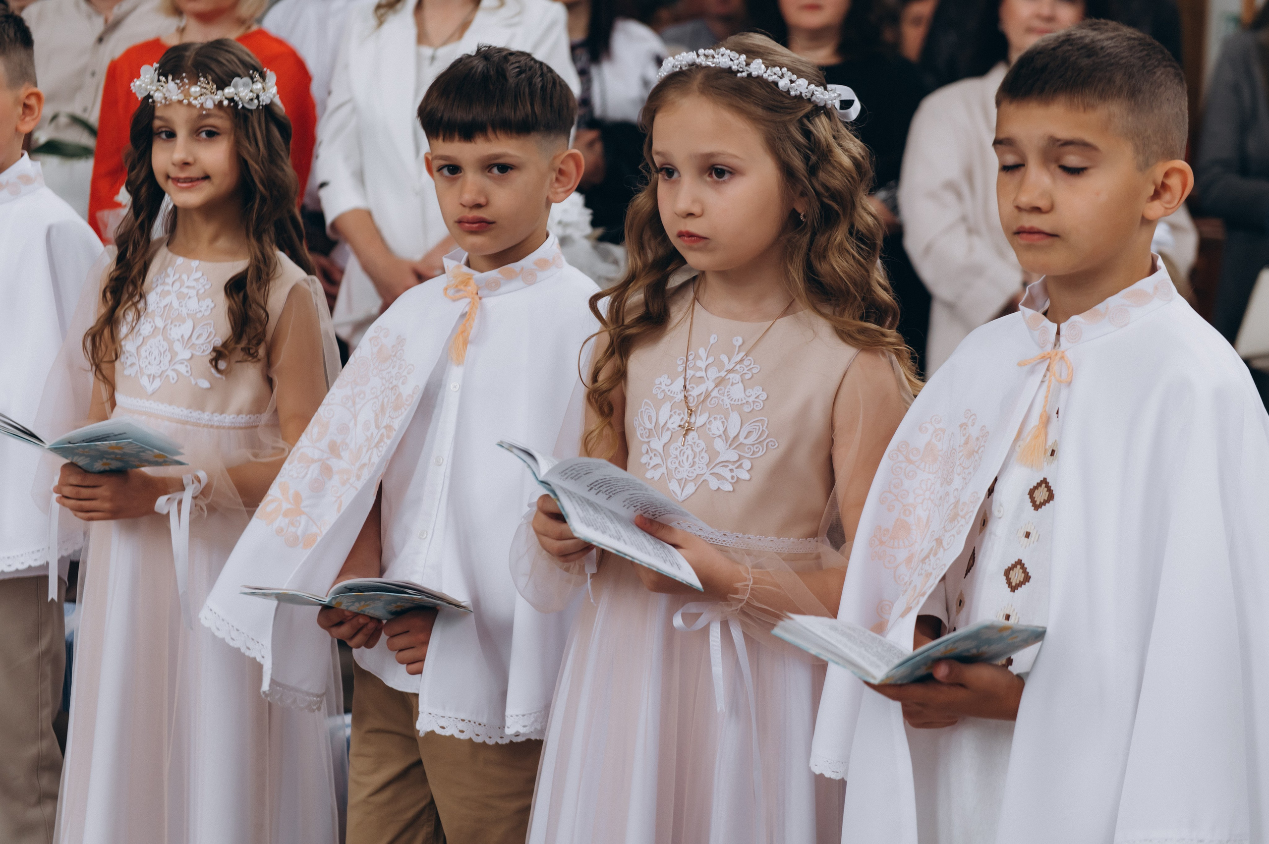 Фотосесія Причастя Тернопіль, зйомка Причастя, фотограф на Причастя Тернопіль, Причастя Львів, Причастя церква Михаїла Тернопіль. Сімейний, дитячий та індивідуальний фотограф в м. Тернопіль, м. Львів
