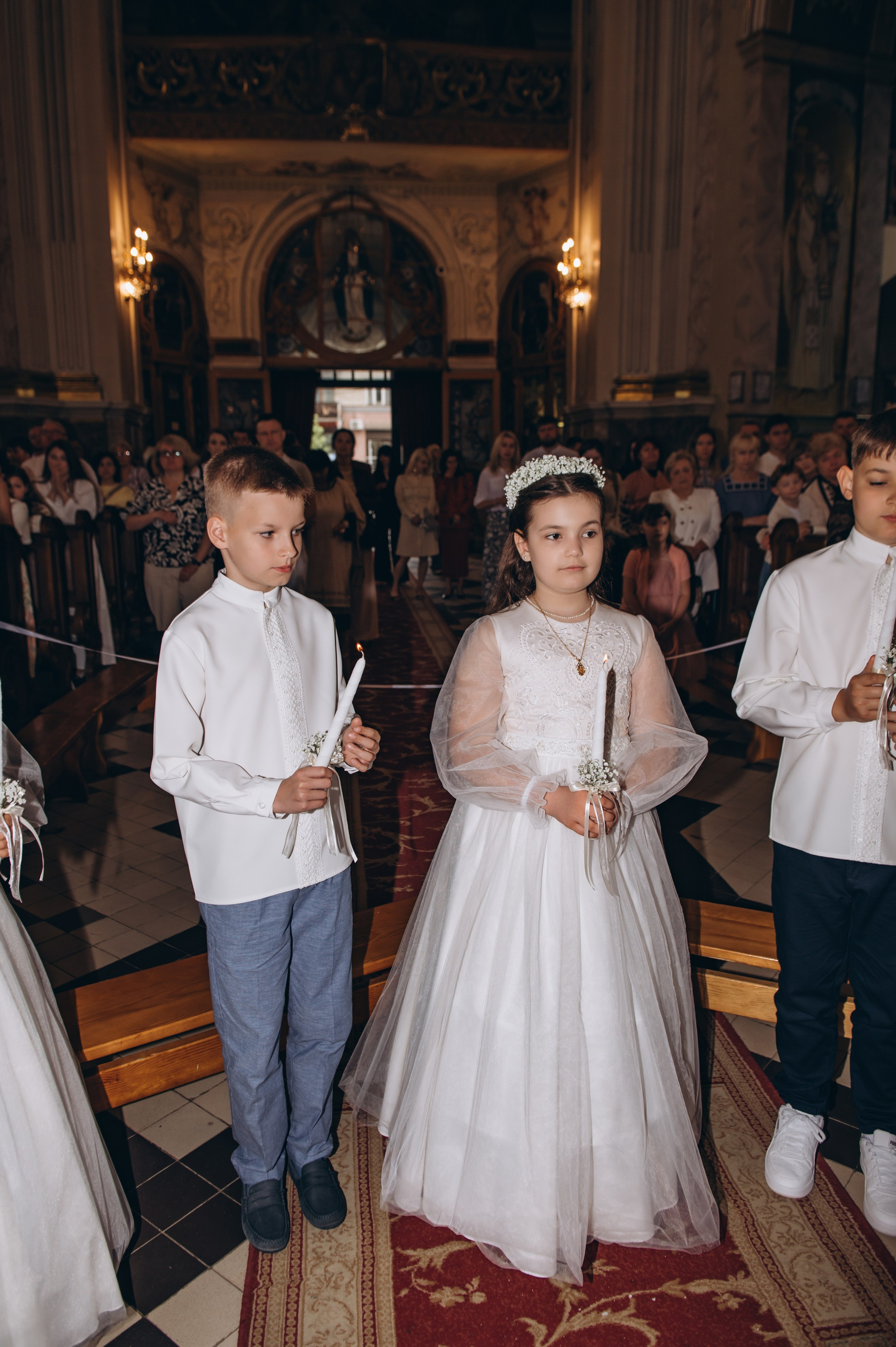 Фотосесія Першого Причастя Тернопіль, фотосесія Причастя Тернопіль, Таїнство Першого Причастя Тернопіль, Катедра Причастя Тернопіль. Сімейний, дитячий та індивідуальний фотограф в м. Тернопіль, м. Львів