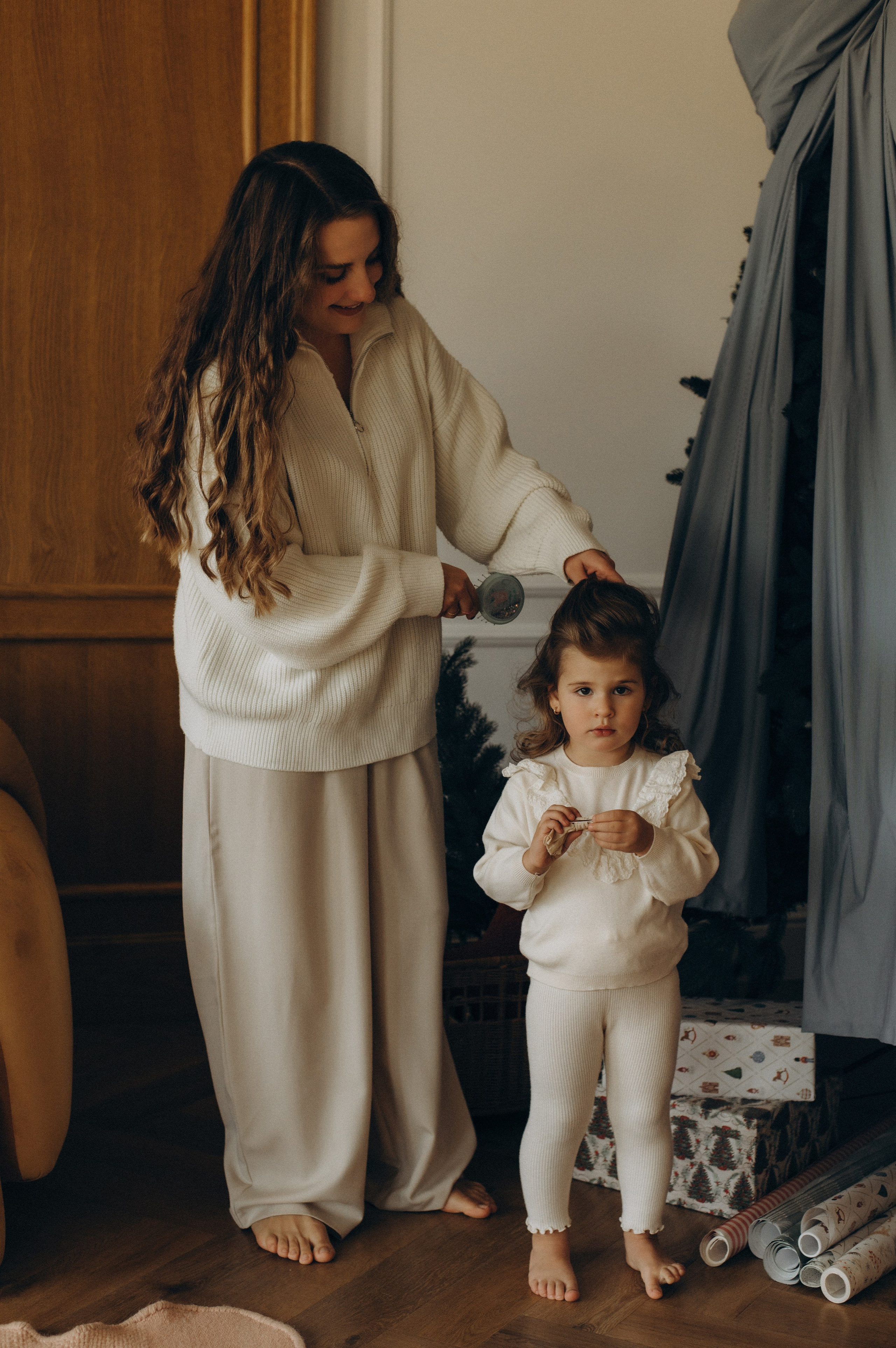 Фотосесія мами і донечки Тернопіль, сімейний фотограф Тернопіль, фотосесія мами і дитини Тернопіль, новорічна фотосесія Тернопіль. Сімейний, дитячий та індивідуальний фотограф в м. Тернопіль, м. Львів