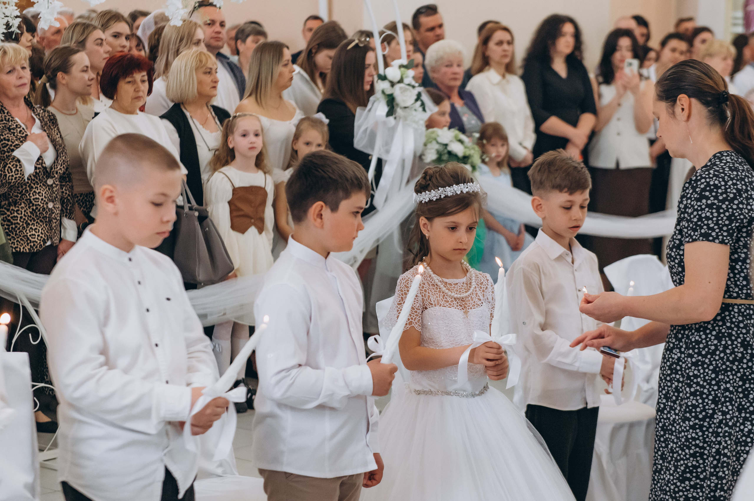 Фотосесія Причастя Тернопіль, зйомка Причастя, фотограф на Причастя Тернопіль, Причастя Львів, церква Петра і Павла. Сімейний, дитячий та індивідуальний фотограф в м. Тернопіль, м. Львів