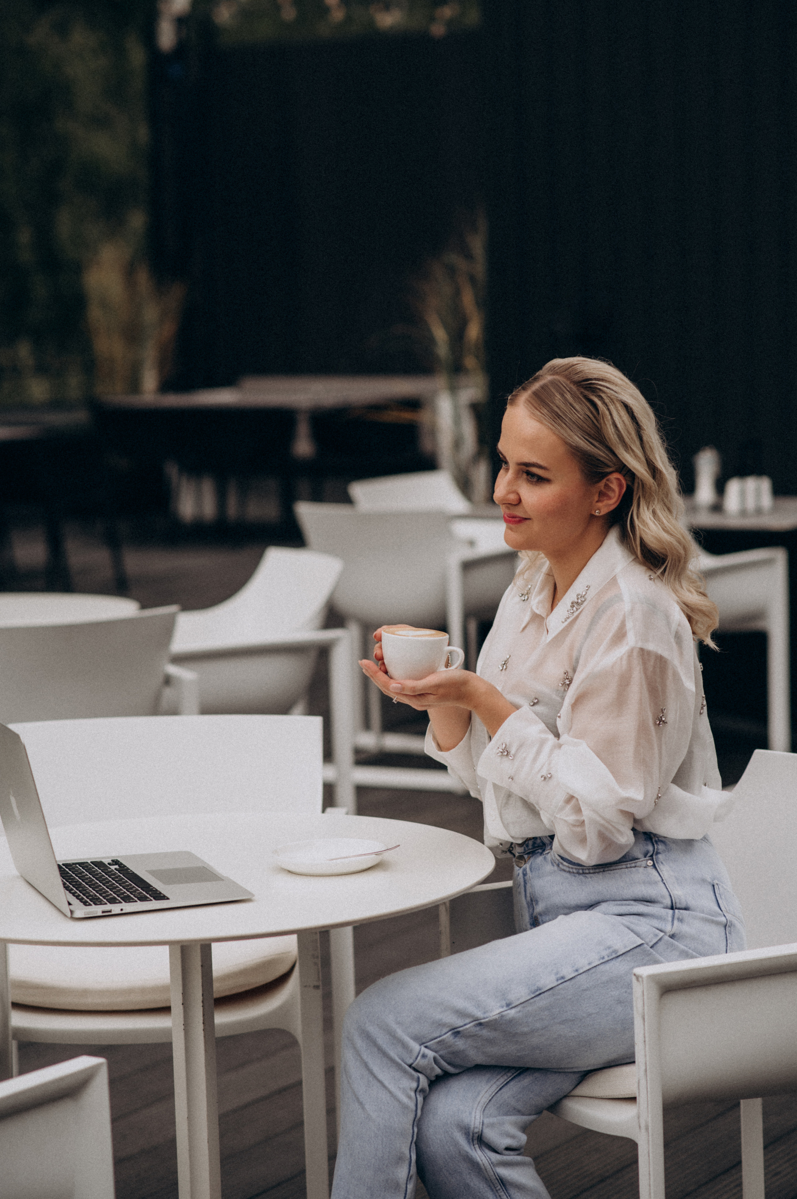 Індивідуальна контент зйомка фотосесія у кавярні кафе. Сімейний, дитячий та індивідуальний фотограф в м. Тернопіль, м. Львів