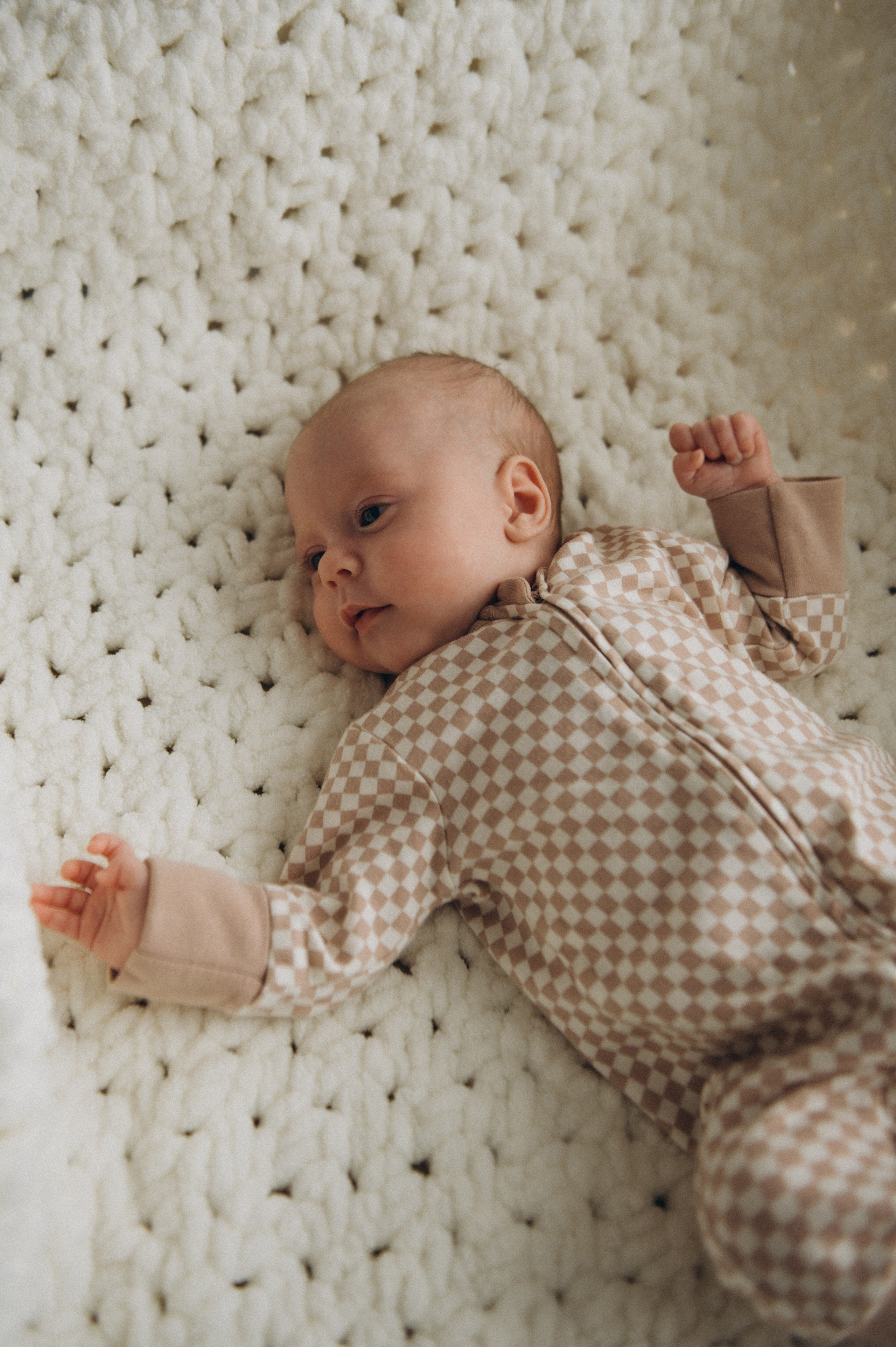 Сімейна фотосесія вдома Тернопіль, сімейний фотограф Львів Тернопіль, сімейна фотосесія Тернопіль, фотосесія двійні, зйомка близнюків. Сімейний, дитячий та індивідуальний фотограф в м. Тернопіль, м. Львів