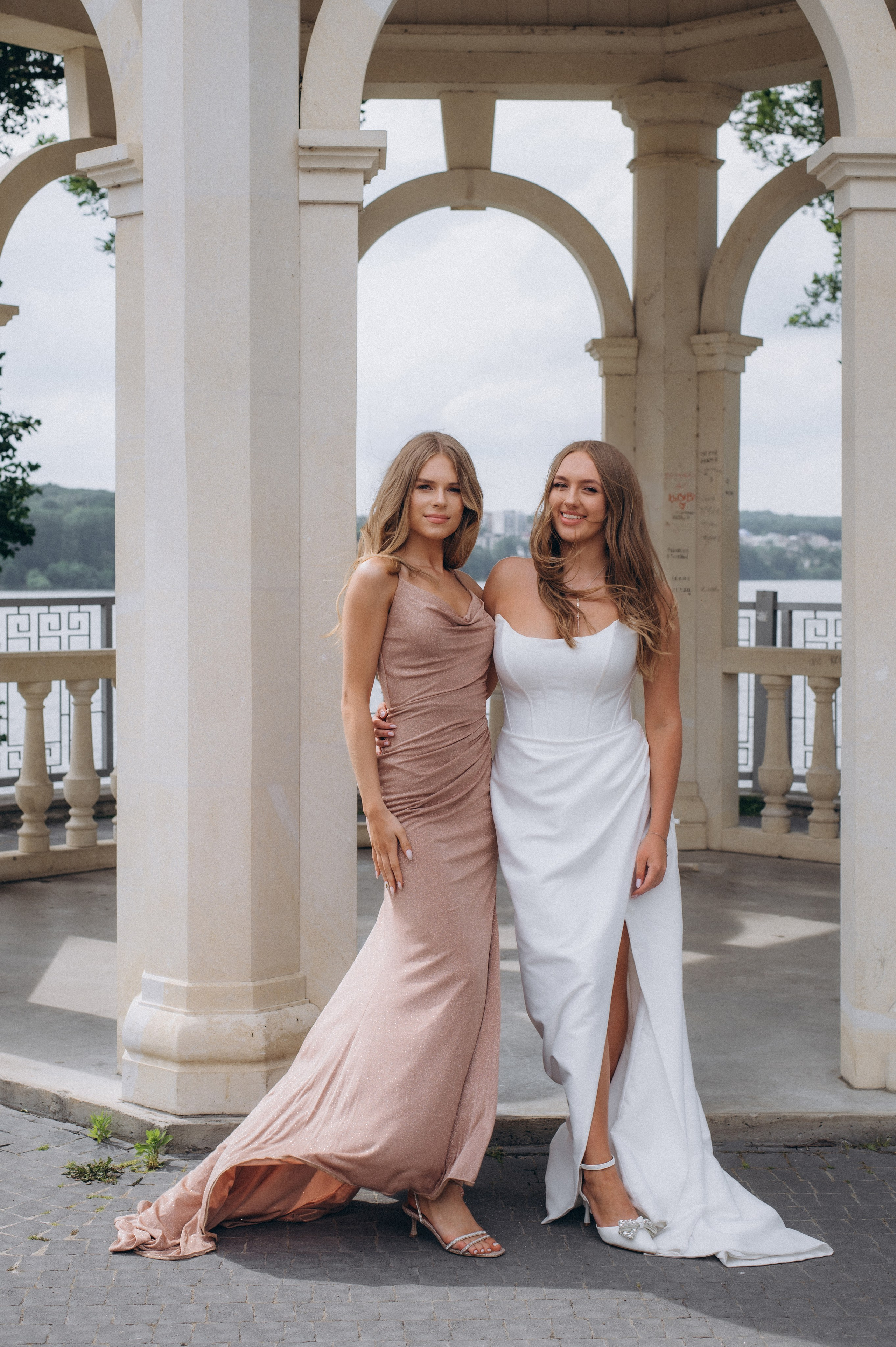 Випускники 2025, фотосесія випускного Тернопіль, фотосесія випускників Тернопіль, зйомка випускного, фотосесія випускного. Сімейний, дитячий та індивідуальний фотограф в м. Тернопіль, м. Львів