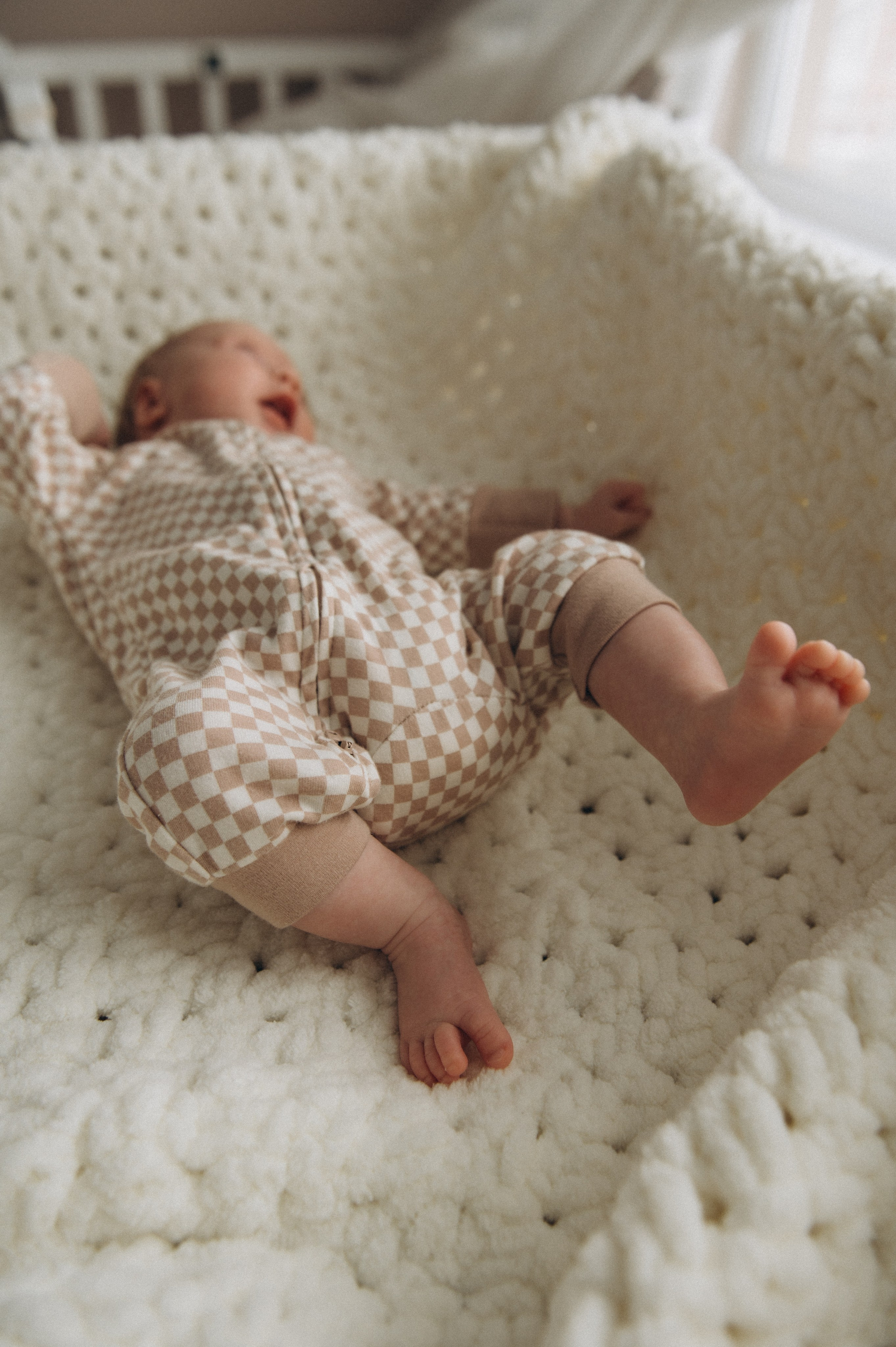 Сімейна фотосесія вдома Тернопіль, сімейний фотограф Львів Тернопіль, сімейна фотосесія Тернопіль, фотосесія двійні, зйомка близнюків. Сімейний, дитячий та індивідуальний фотограф в м. Тернопіль, м. Львів