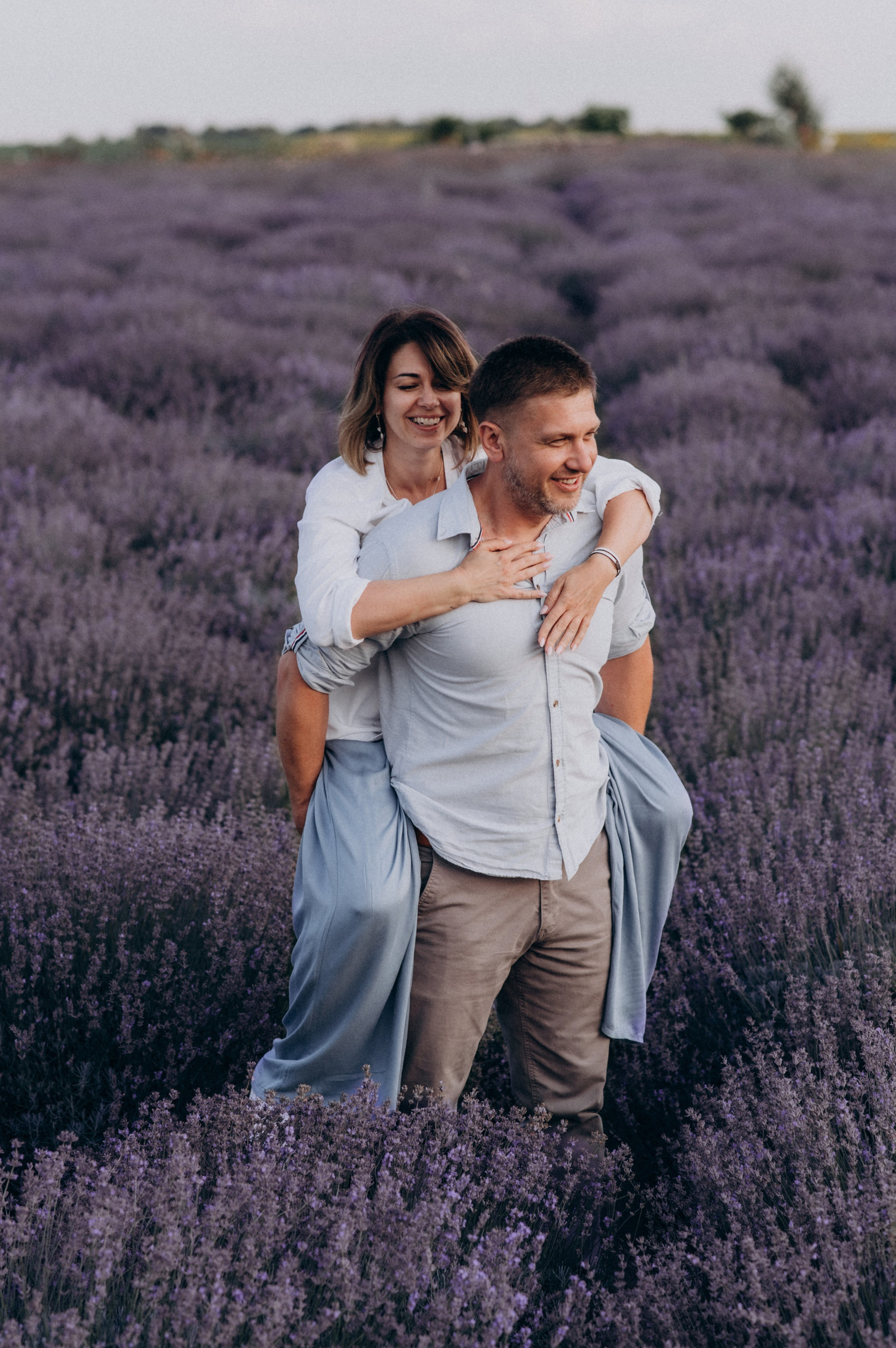 Сімейна фотосесія в лаванді, лав сторі, фотограф Тернопіль, фотосесія в соняхах. Сімейний, дитячий та індивідуальний фотограф в м. Тернопіль, м. Львів