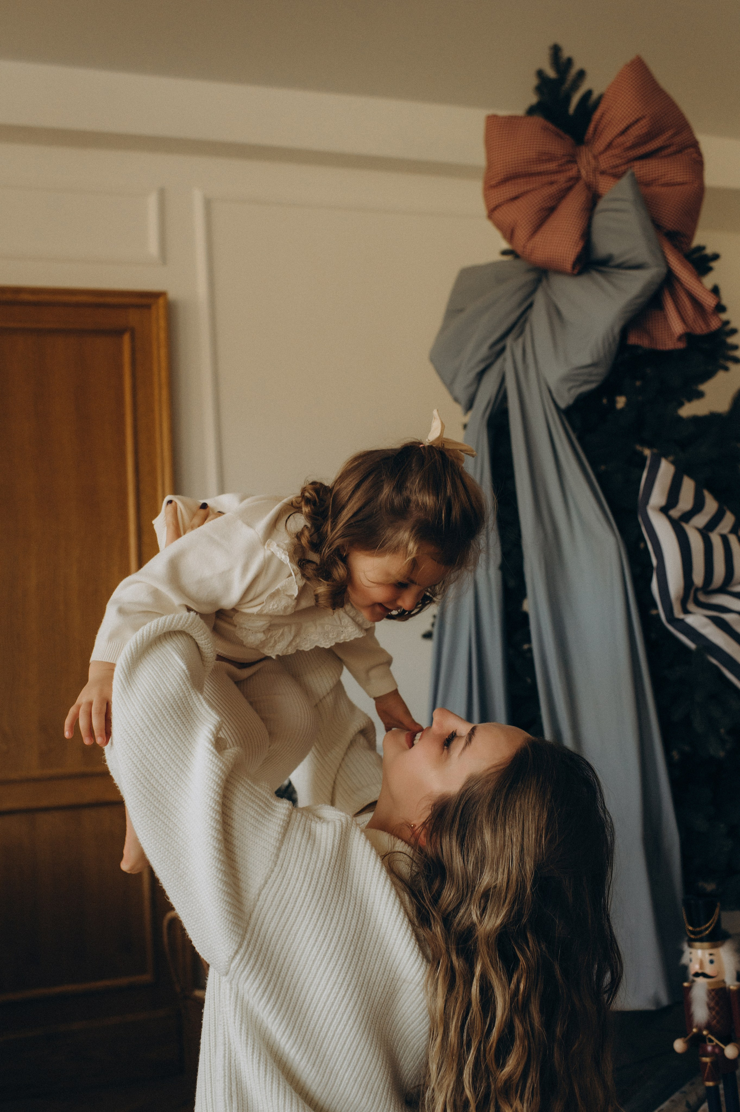 Фотосесія мами і донечки Тернопіль, сімейний фотограф Тернопіль, фотосесія мами і дитини Тернопіль, новорічна фотосесія Тернопіль. Сімейний, дитячий та індивідуальний фотограф в м. Тернопіль, м. Львів