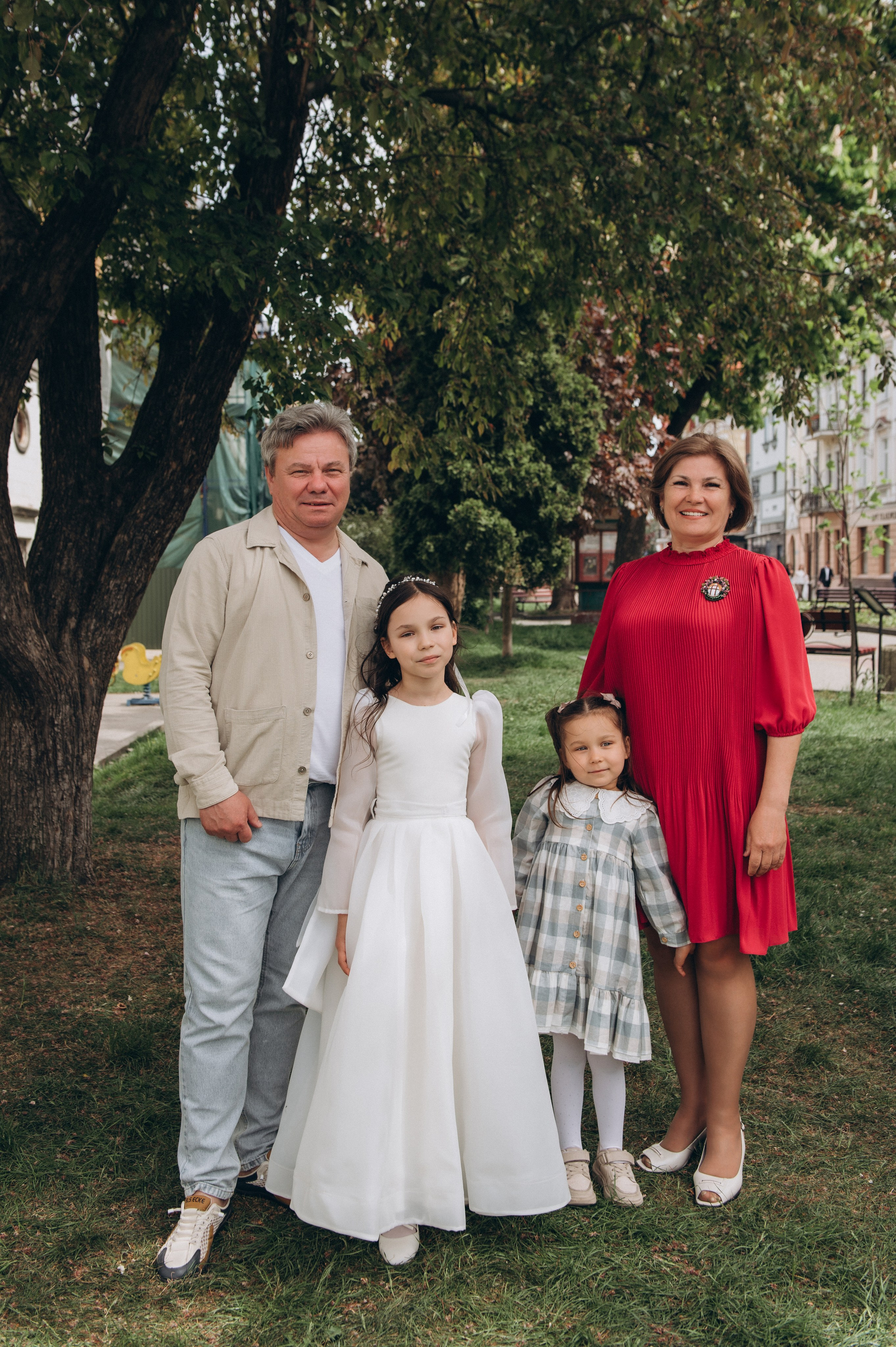 Фотосесія Першого Причастя Тернопіль, фотосесія Причастя Тернопіль, Таїнство Першого Причастя Тернопіль, Катедра Причастя Тернопіль. Сімейний, дитячий та індивідуальний фотограф в м. Тернопіль, м. Львів