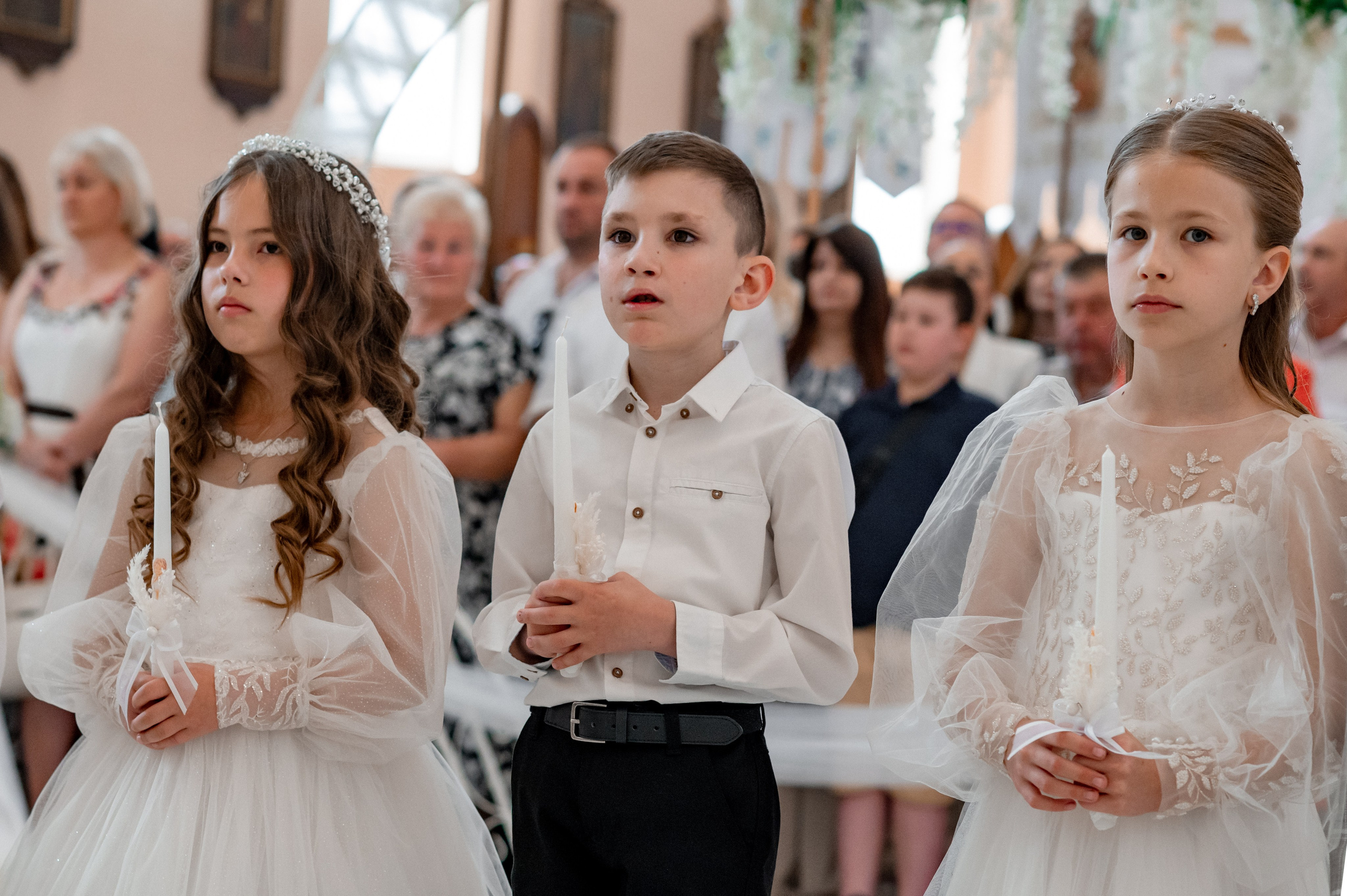 Фотосесія Першого Причастя Тернопіль, зйомка Причастя Тернопіль, Таїнство Першого Причастя Тернопіль, Катедра Причастя Тернопіль. Сімейний, дитячий та індивідуальний фотограф в м. Тернопіль, м. Львів