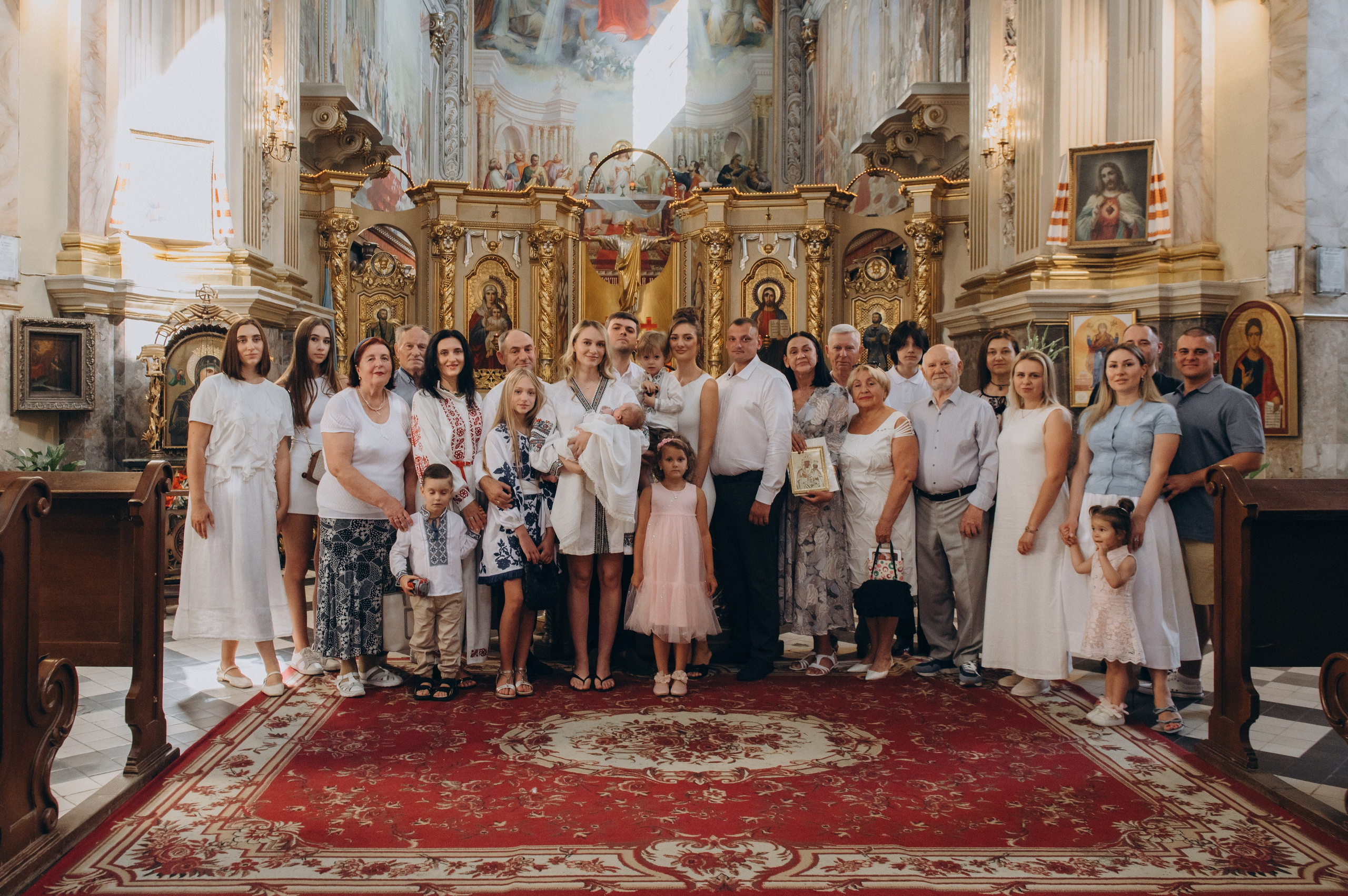 Фотосесія Хрещення Тернопіль, фотосесія хрестин Тернопіль, Катедра Тернопіль, фотосесія хрещення катедра. Сімейний, дитячий та індивідуальний фотограф в м. Тернопіль, м. Львів