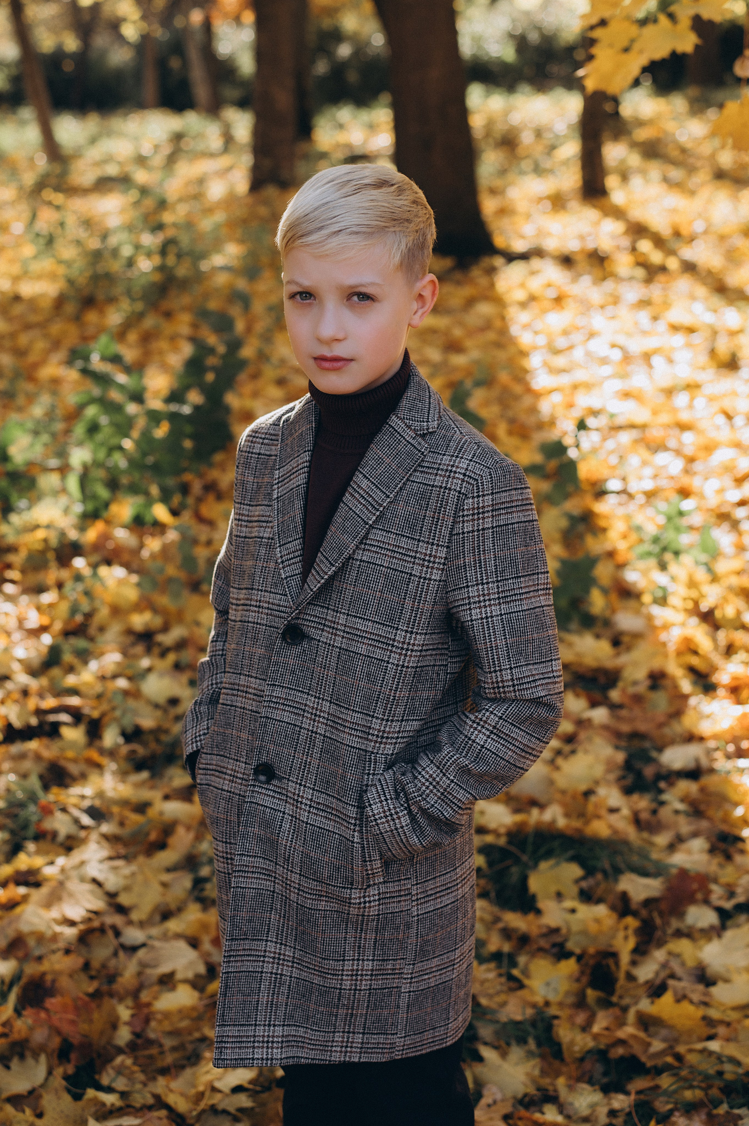 Осіння фотосесія 4 класу на віньєтки, випускні фотоальбоми Тернопіль, фотосесія випускників Тернопіль, шкільний випускний альбом Тернопіль. Сімейний, дитячий та індивідуальний фотограф в м. Тернопіль, м. Львів