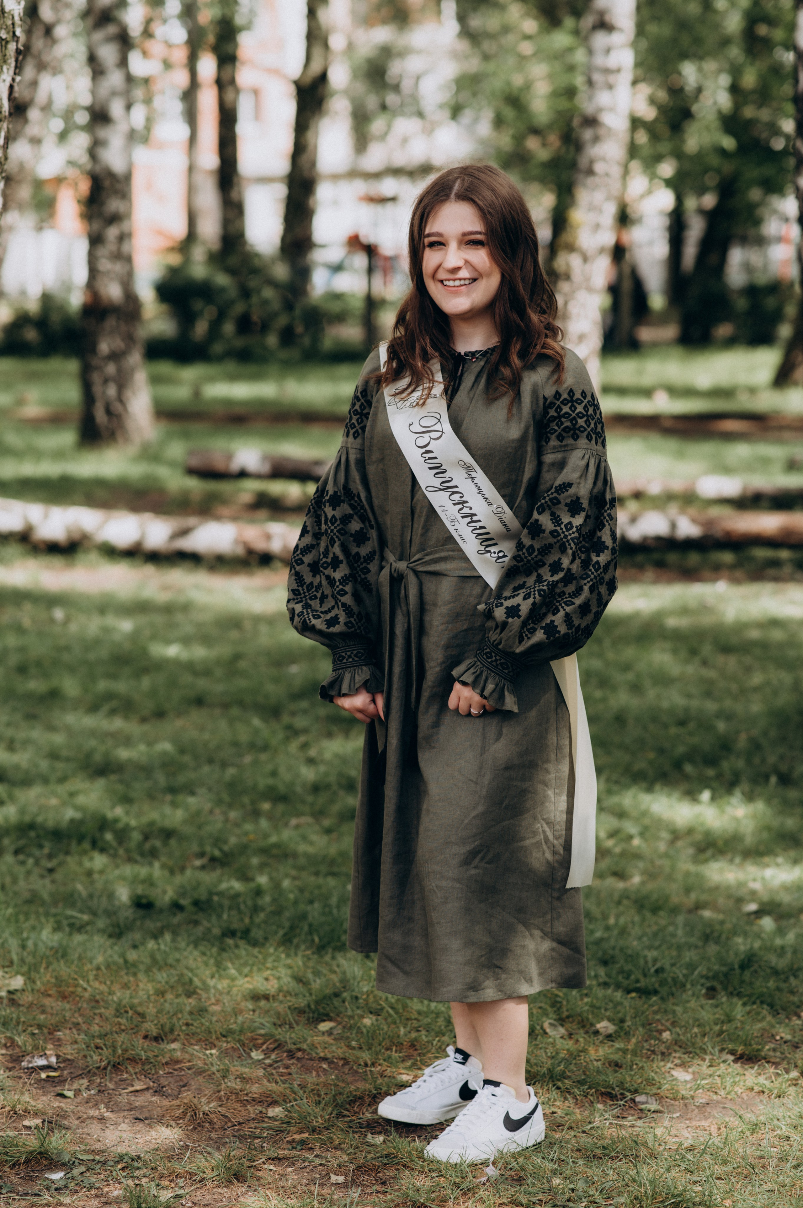 Фотосесія останнього дзвоника, фотосесія випускників Тернопіль, випускний 2024. Сімейний, дитячий та індивідуальний фотограф в м. Тернопіль, м. Львів