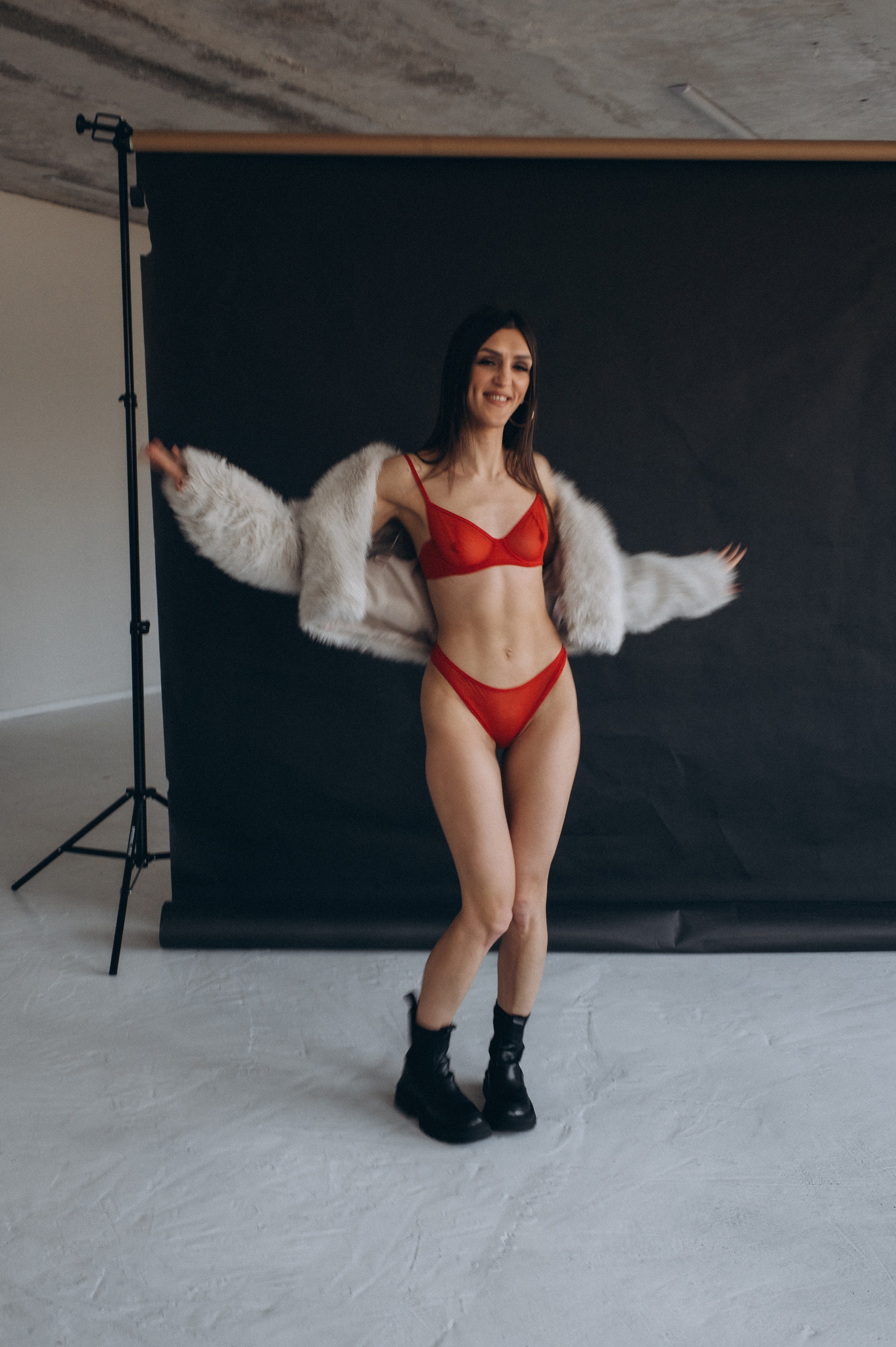 Індивідуальна фотосесія Тернопіль, студійна зйомка Львів, портретний фотограф Тернопіль. Сімейний, дитячий та індивідуальний фотограф в м. Тернопіль, м. Львів