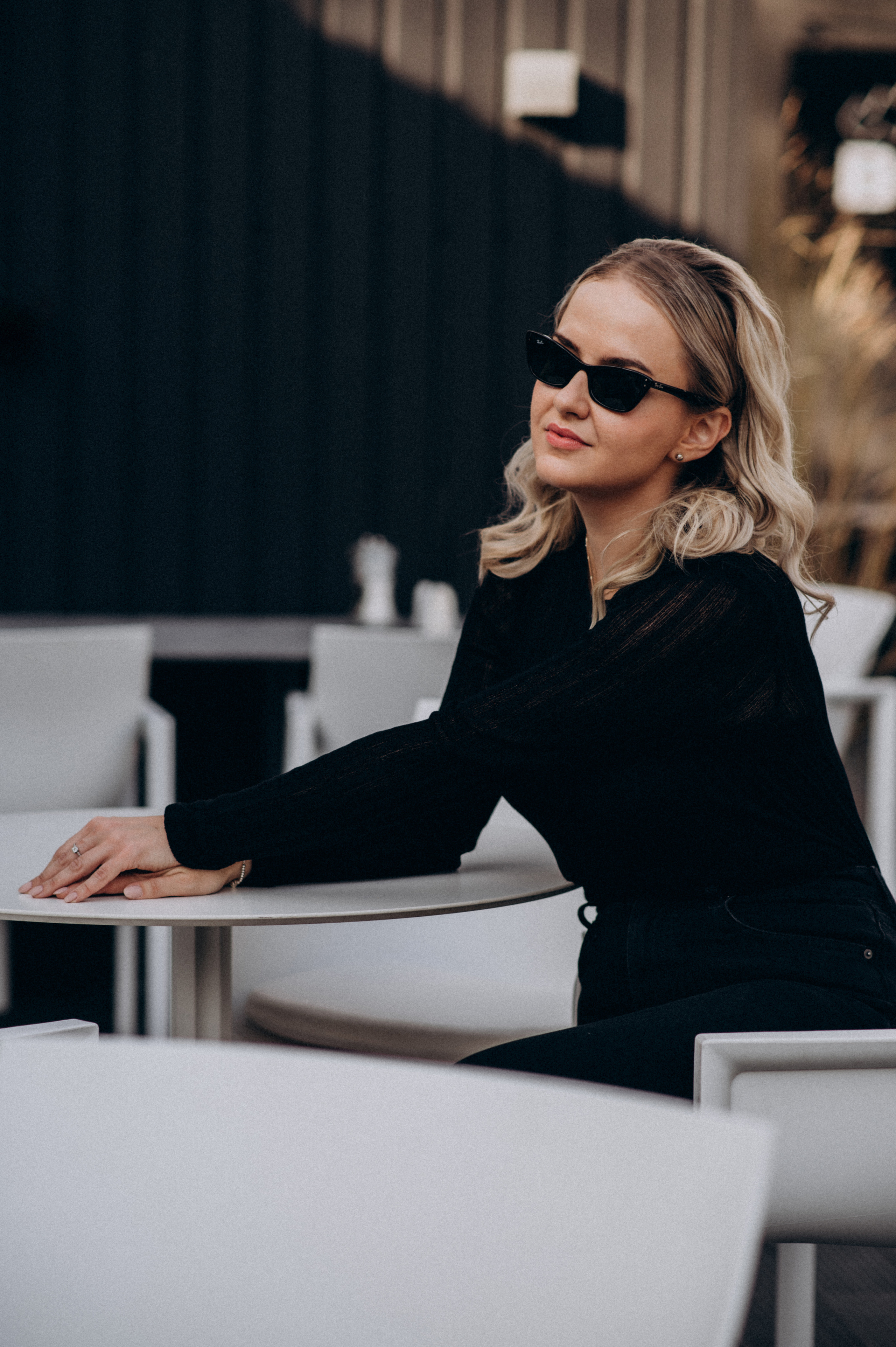 Індивідуальна контент зйомка фотосесія у кавярні кафе. Сімейний, дитячий та індивідуальний фотограф в м. Тернопіль, м. Львів