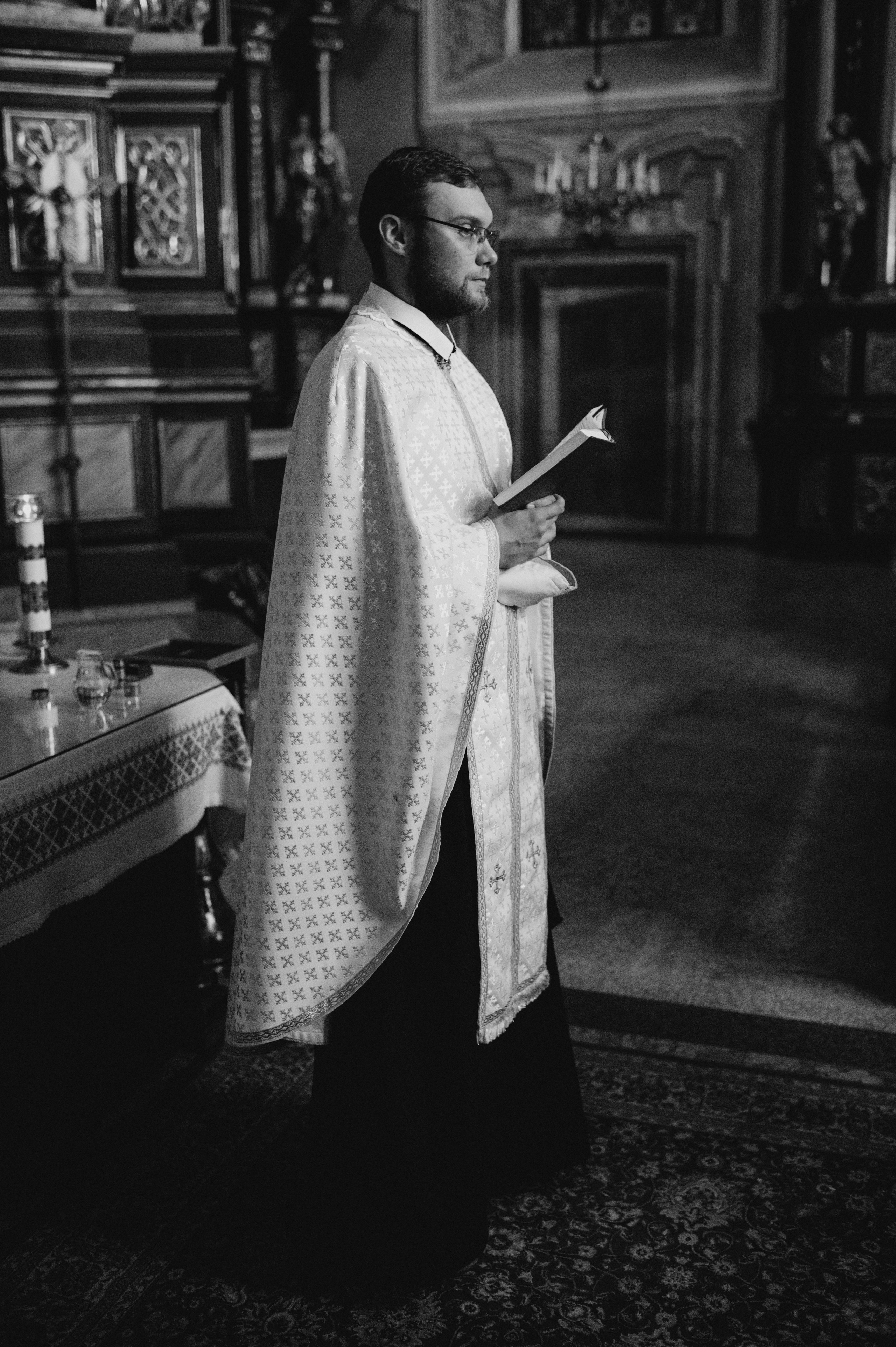 Хрещення Марка, Бернардинський монастир, Львів. Сімейний, дитячий та індивідуальний фотограф в м. Тернопіль, м. Львів