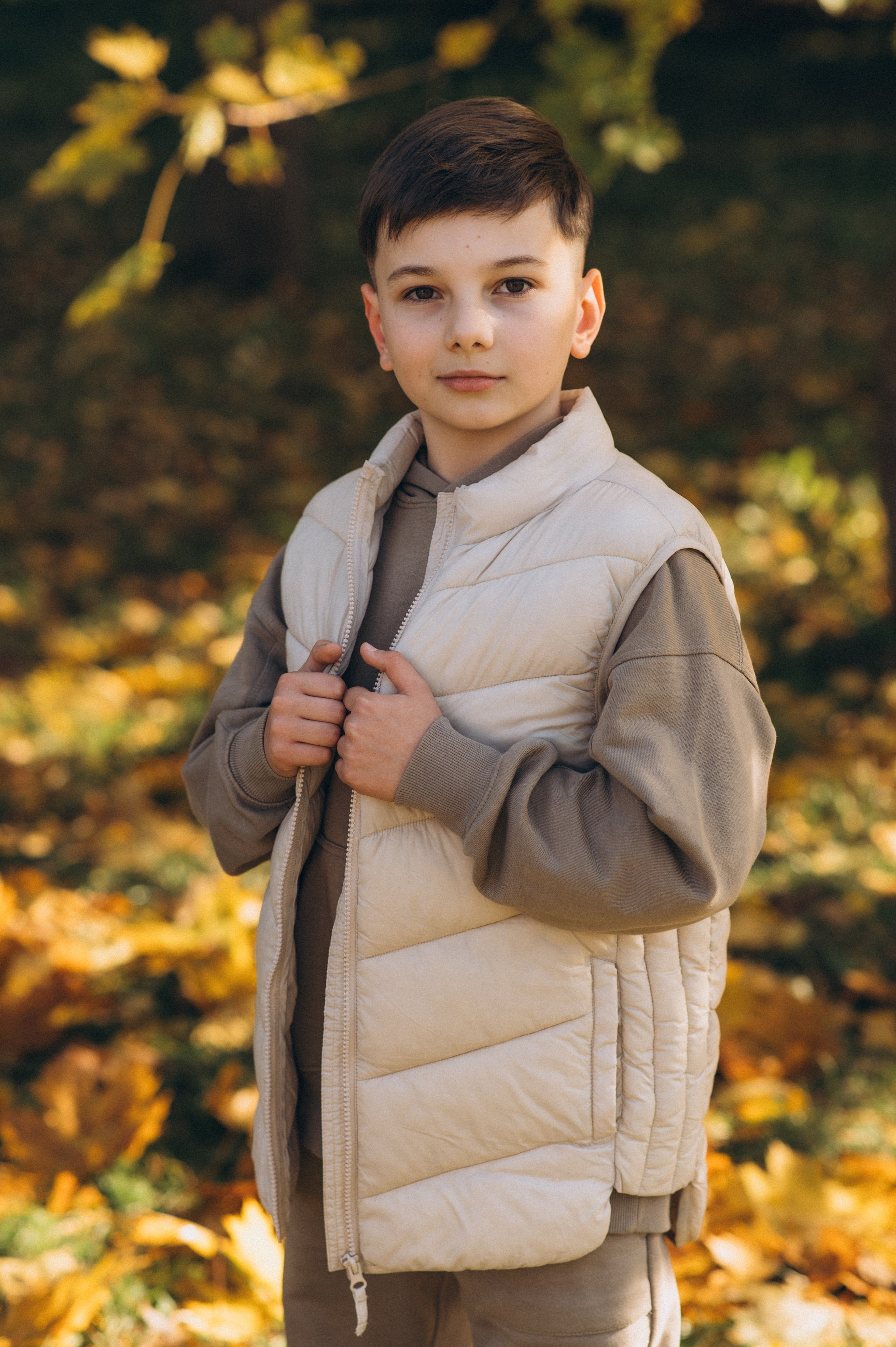 Шкільна фотосесія на віньєтки Тернопіль, шкільні альбоми, фотосесія випускників Тернопіль, випускний альбом, фотограф випускний Тернопіль. Сімейний, дитячий та індивідуальний фотограф в м. Тернопіль, м. Львів