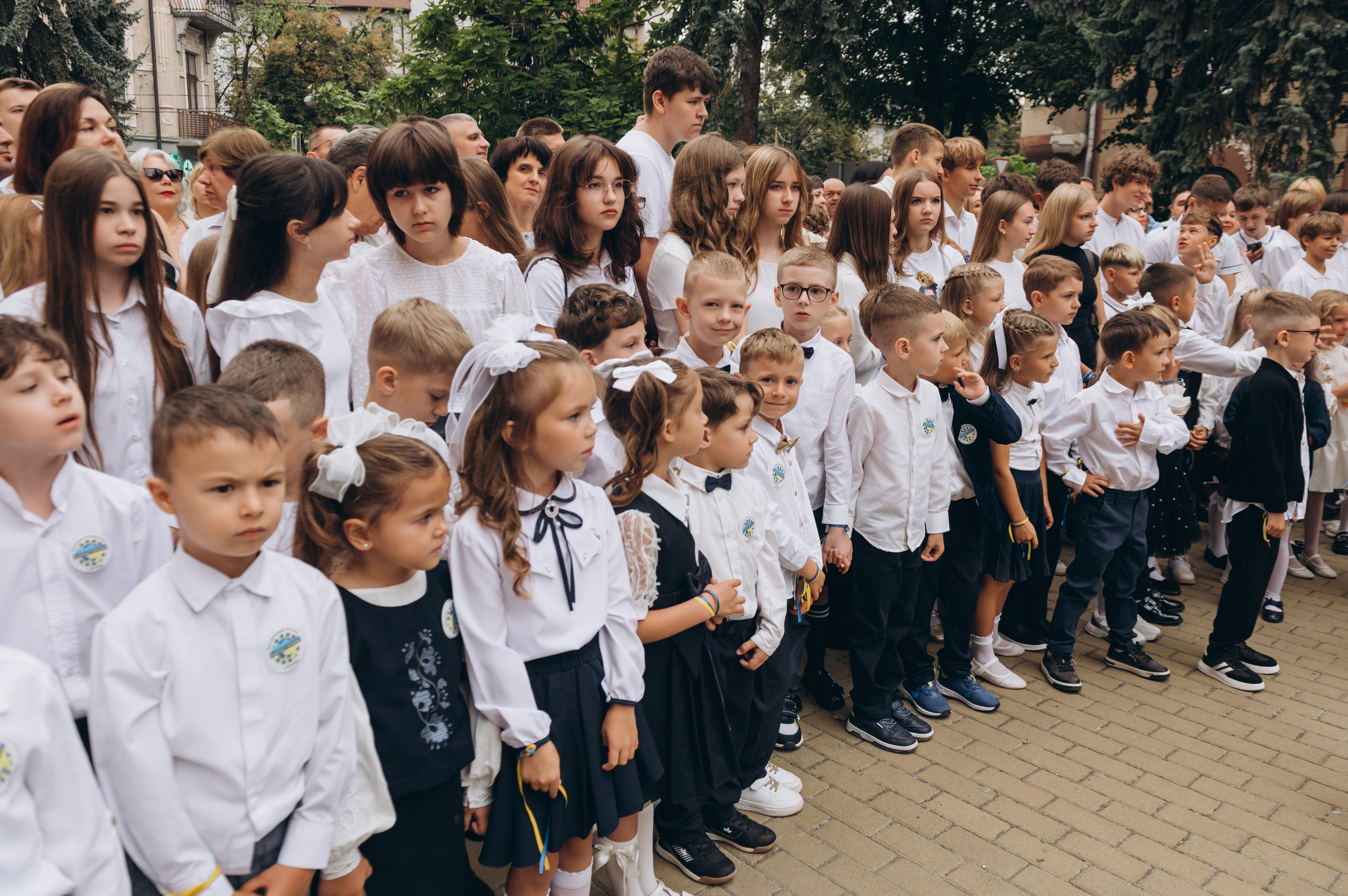 Перший дзвоник у Тернополі, фотосесія першокласників