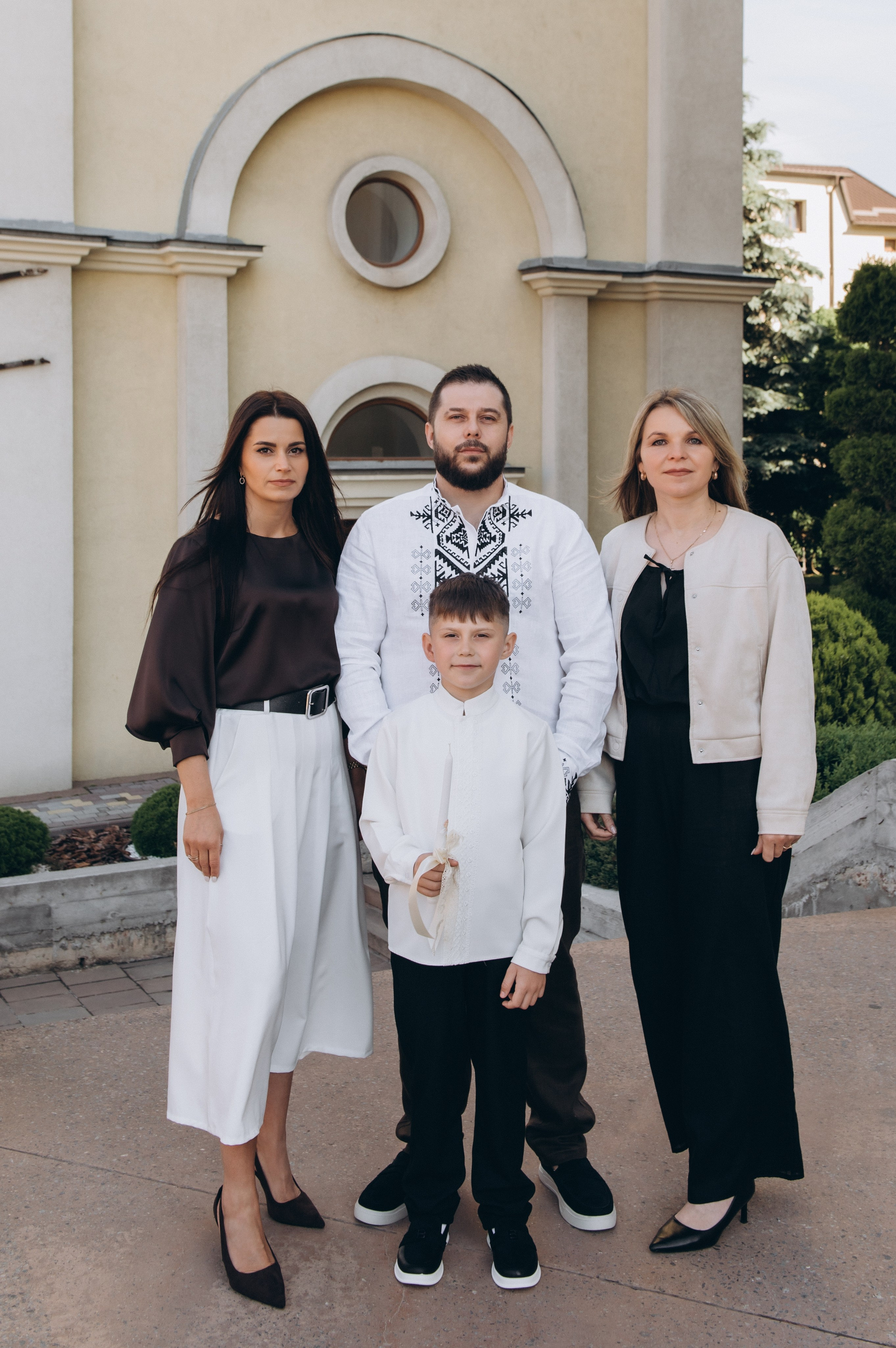 Фотосесія Першого Причастя Тернопіль, зйомка Першого Причастя Тернопіль, Церква Успіння Пресвятої Богородиці Причастя Тернопіль. Сімейний, дитячий та індивідуальний фотограф в м. Тернопіль, м. Львів