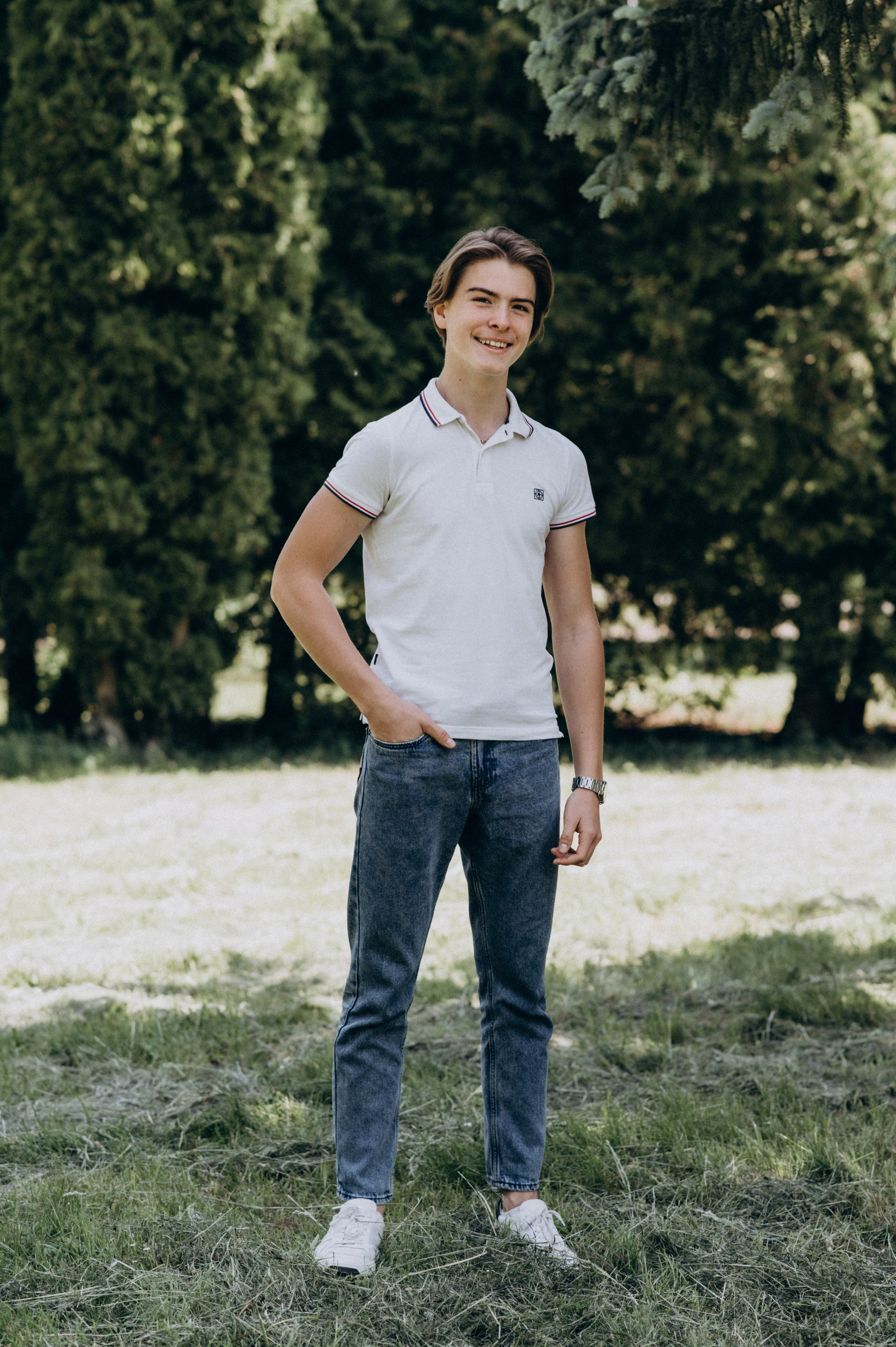 Фотосесія випускників, зйомка випускників Тернопіль Львів, випускні фотоальбоми Тернопіль, шкільні фотоальбоми Тернопіль. Сімейний, дитячий та індивідуальний фотограф в м. Тернопіль, м. Львів