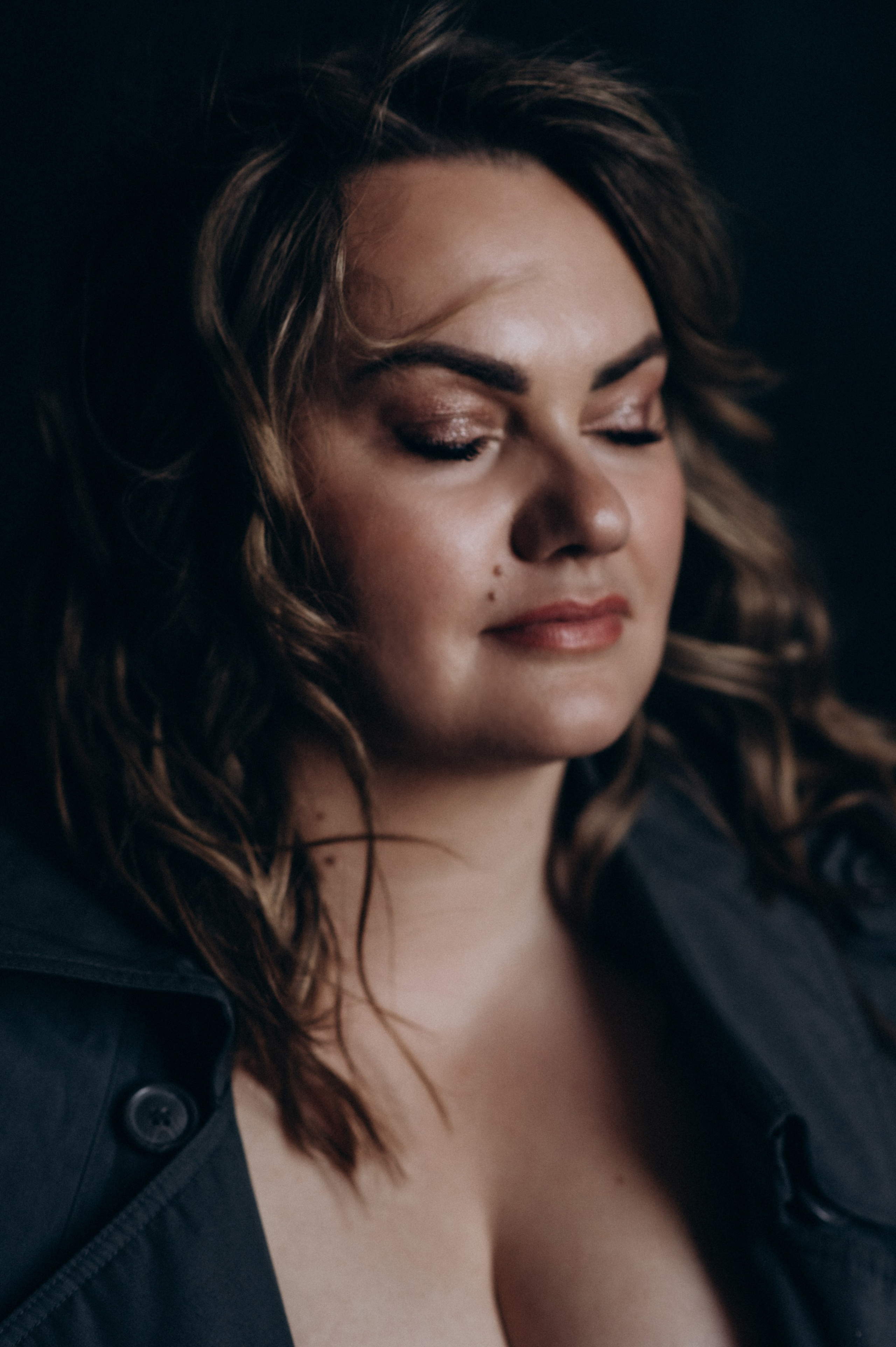 Індивідуальна фотосесія у студії Тернопіль, індивідуальна зйомка Львів. Сімейний, дитячий та індивідуальний фотограф в м. Тернопіль, м. Львів