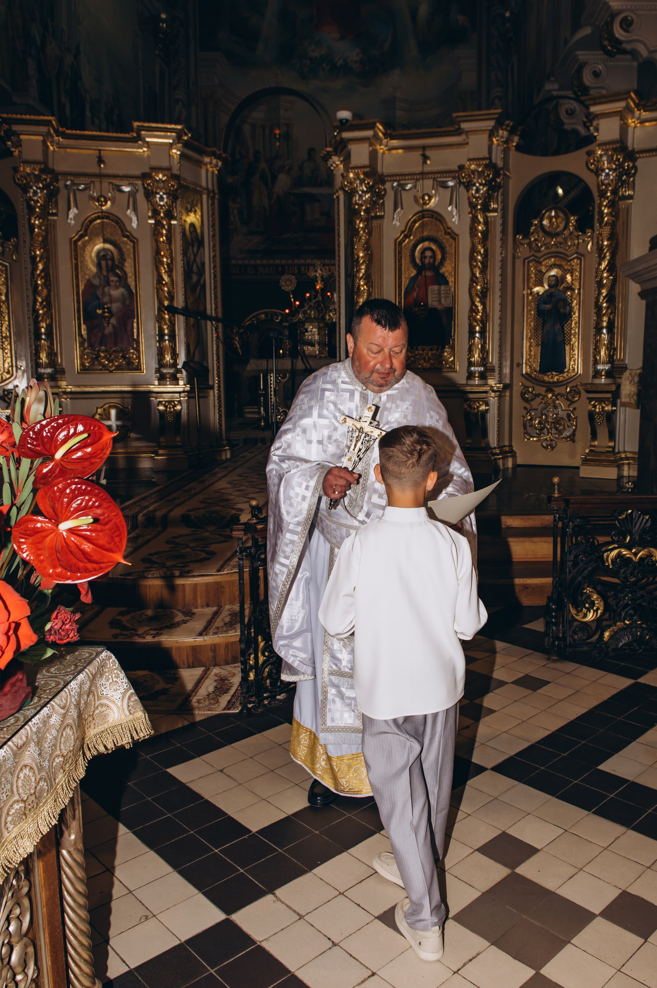 Фотосесія Першого Причастя Тернопіль, фотосесія Причастя Тернопіль, Таїнство Першого Причастя Тернопіль, Катедра Причастя Тернопіль. Сімейний, дитячий та індивідуальний фотограф в м. Тернопіль, м. Львів