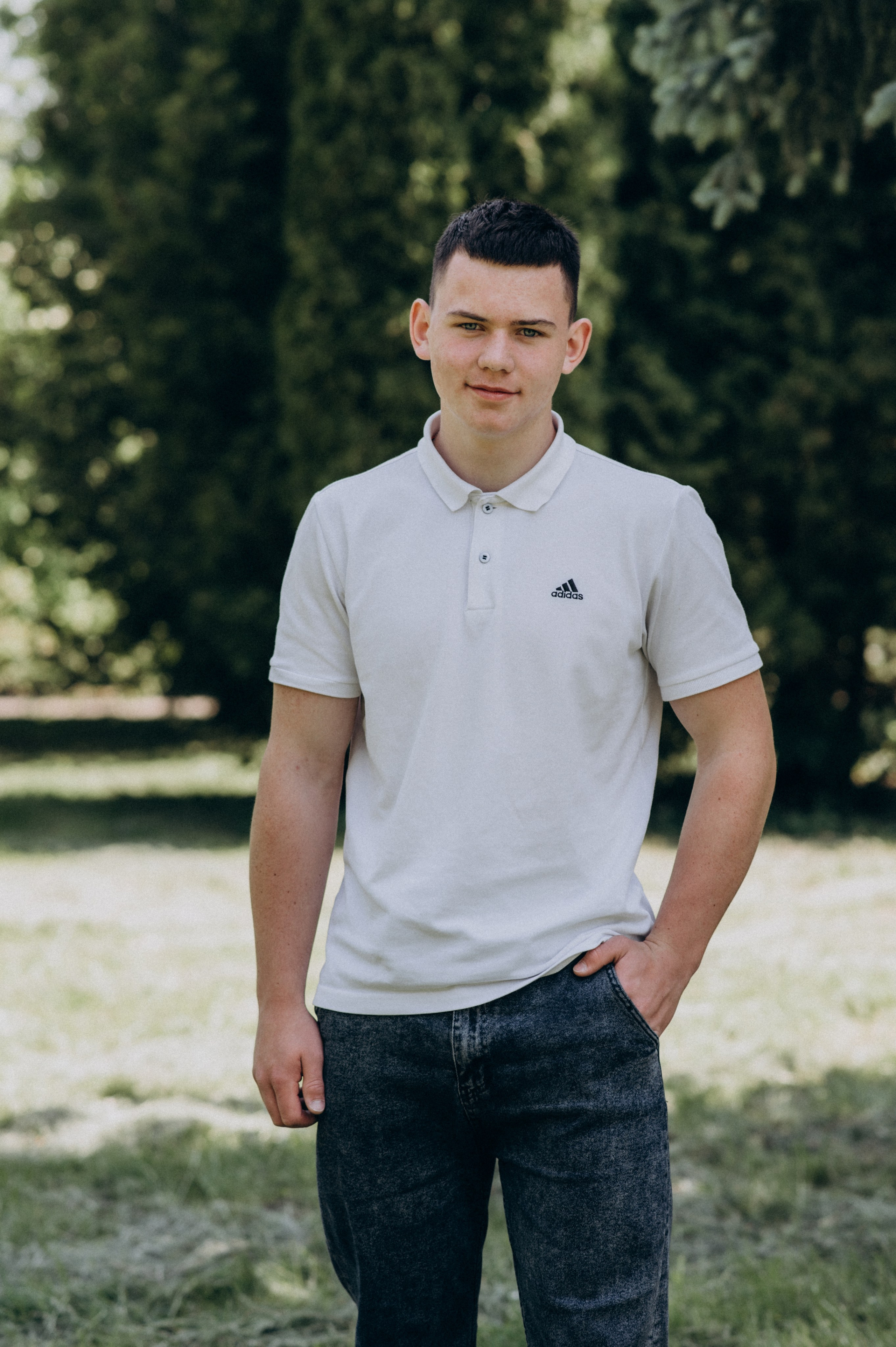 Фотосесія випускників, зйомка випускників Тернопіль Львів, випускні фотоальбоми Тернопіль, шкільні фотоальбоми Тернопіль. Сімейний, дитячий та індивідуальний фотограф в м. Тернопіль, м. Львів