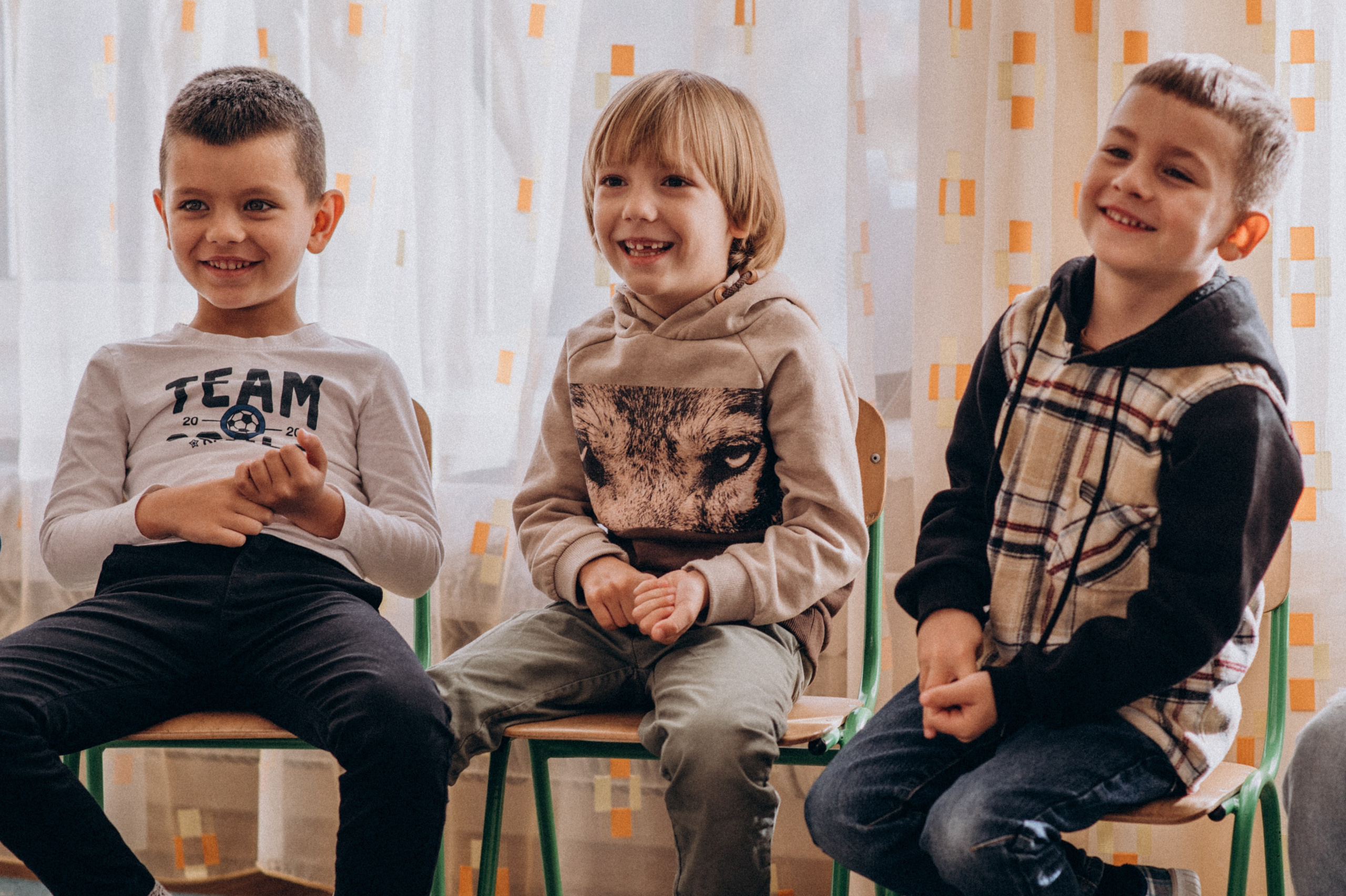 Фотосесія в дитячому садку, фотосесія на віньєтки, випускні фотоальбоми Тернопіль, шкільні фотоальбоми Тернопіль, зйомка випускного садочку. Сімейний, дитячий та індивідуальний фотограф в м. Тернопіль, м. Львів