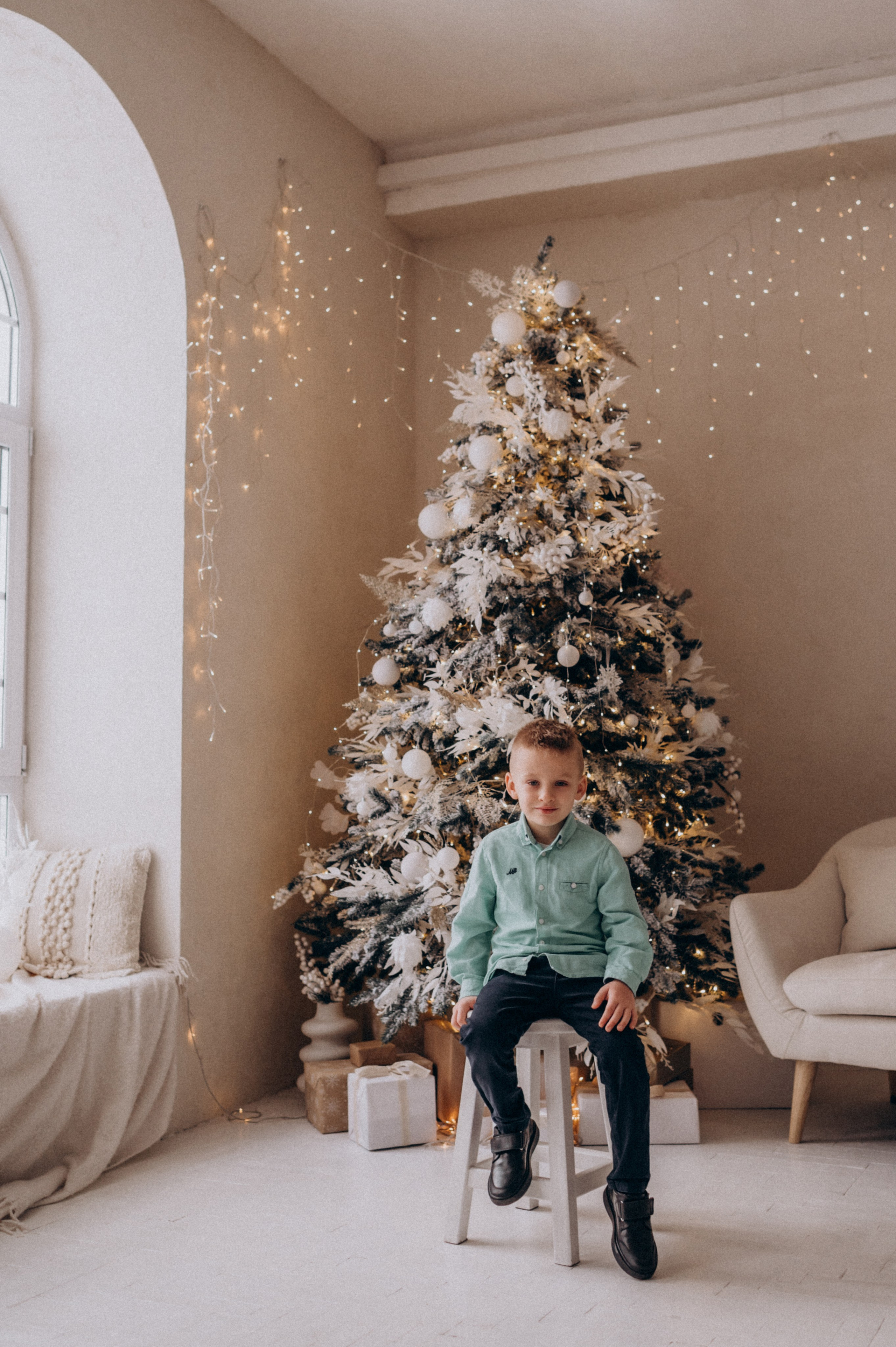 Фотосесія групи дитячого садочку, фотосесія на віньєтки, зйомка дітей в студії. Сімейний, дитячий та індивідуальний фотограф в м. Тернопіль, м. Львів